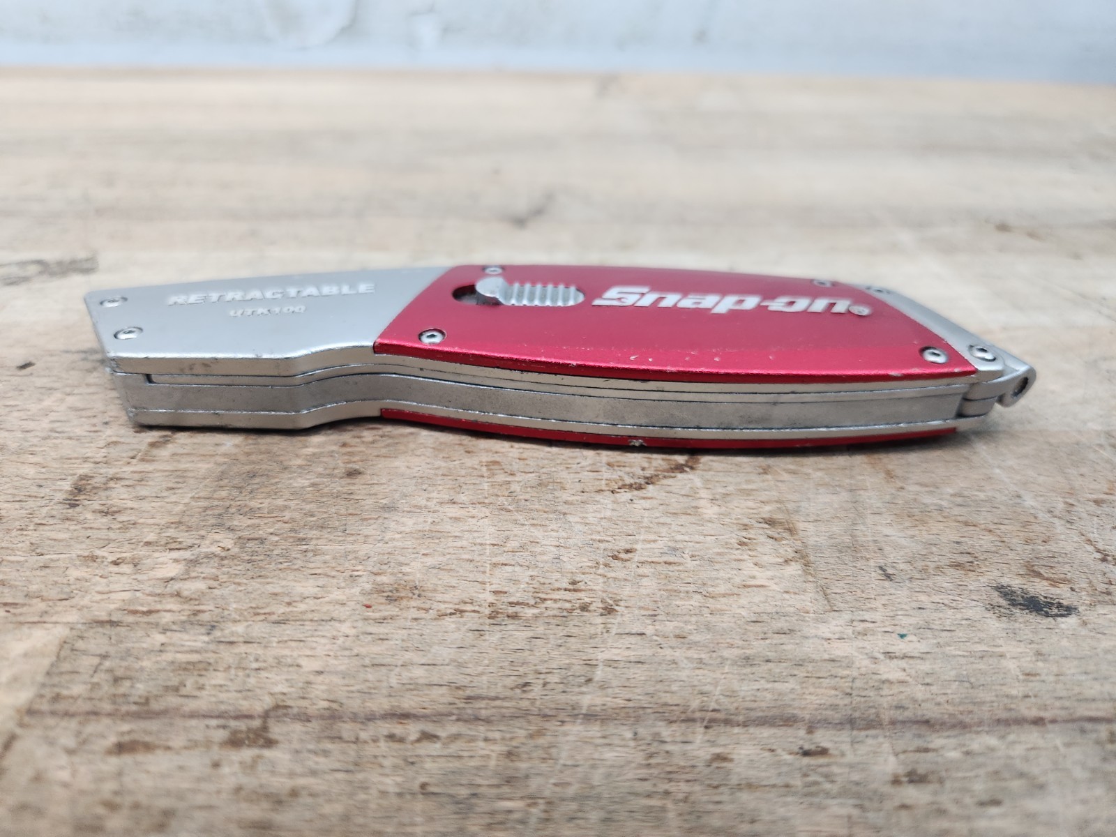 Snap-On Tools UTK100 Retractable Utility Knife Razor Blade