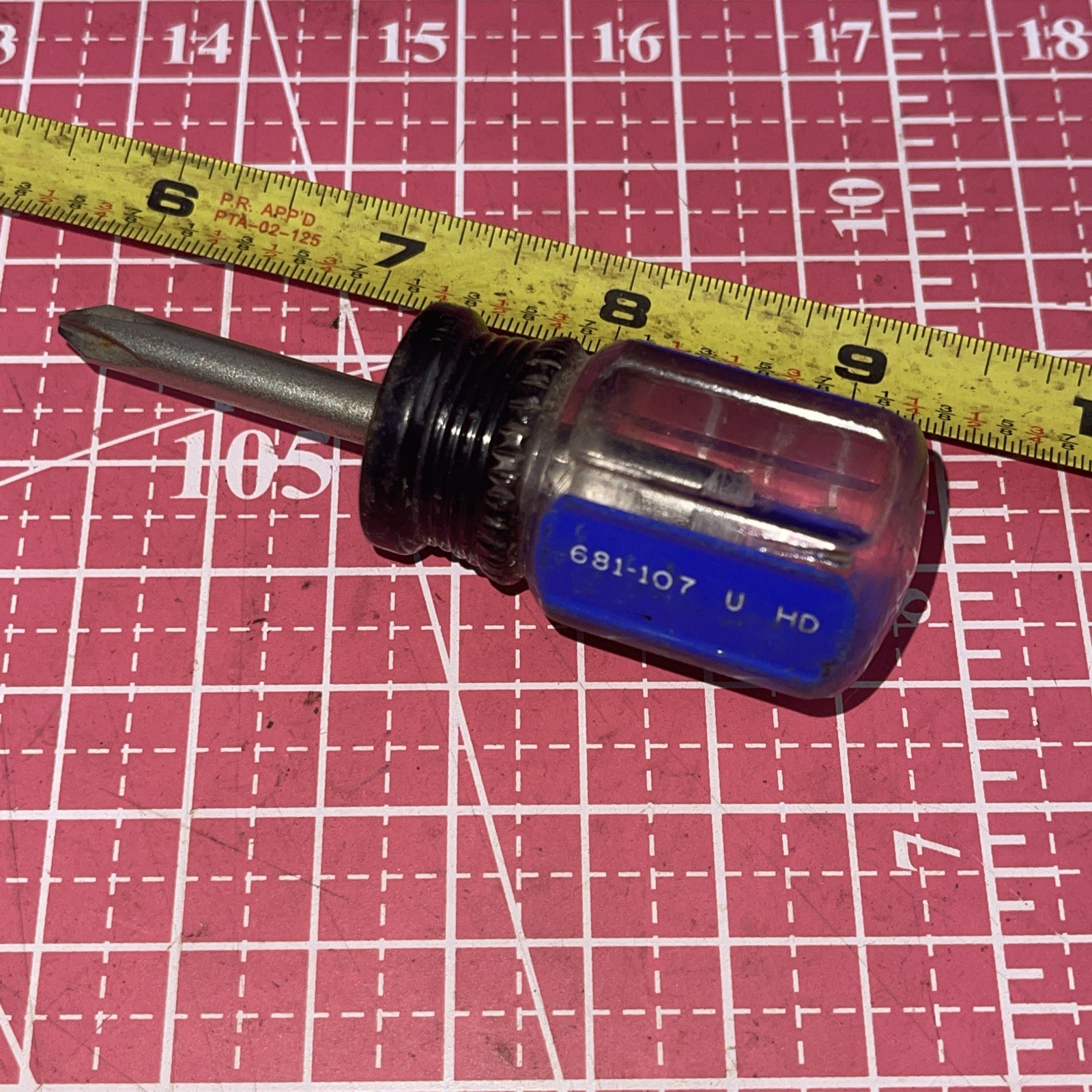 Husky USA Stubby No 2 Philips Screwdriver #2 Phillips Lifetime Warranty 681-107