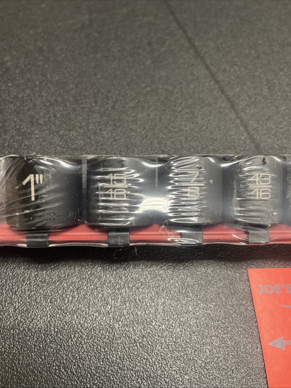 Matco Tools SBP126V 12-Pc 3/8″ Drive SAE 6-Point ADV Impact Socket Set 5/16″-1″