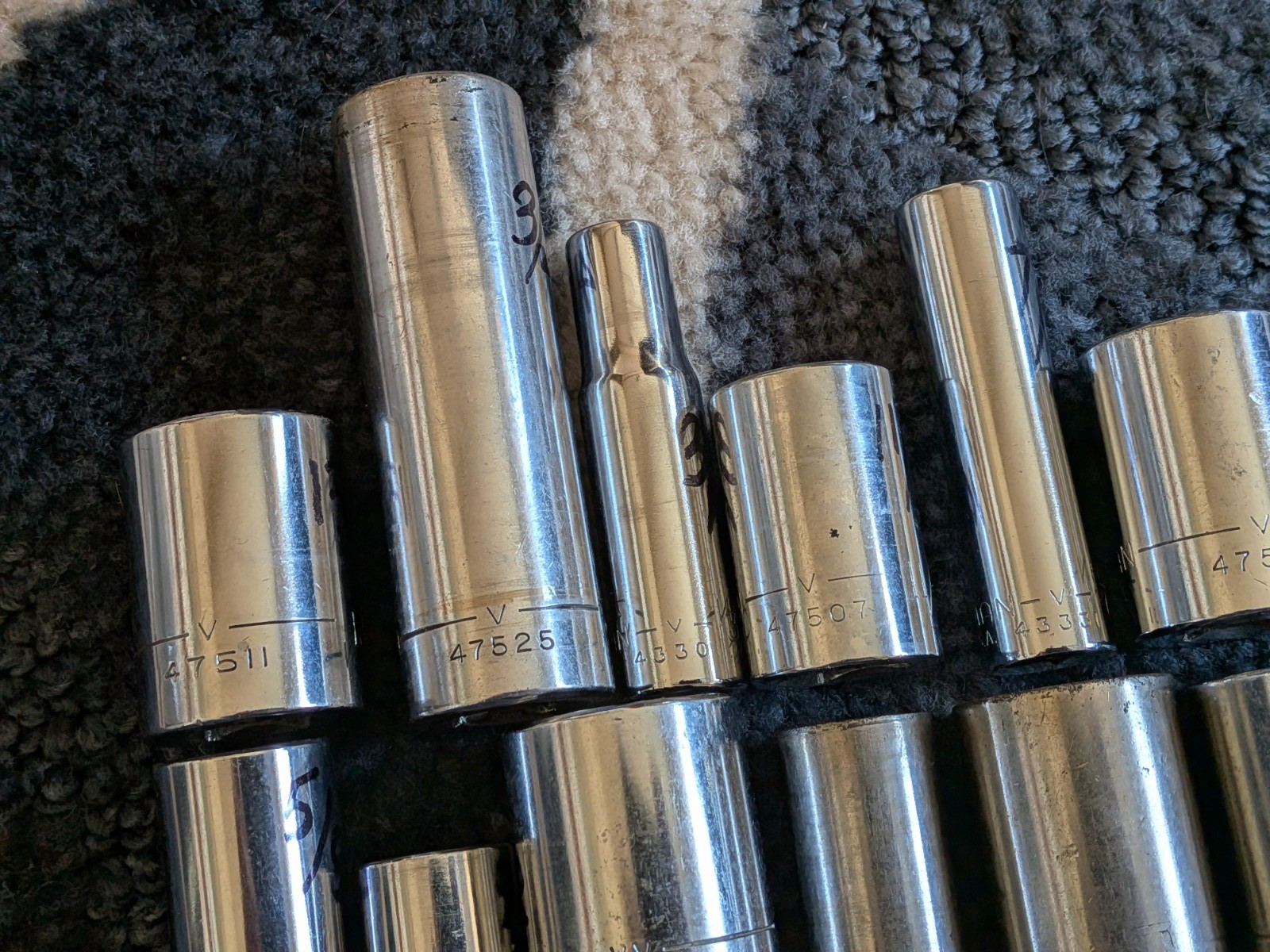 Vintage Craftsman Lot Of 19 SAE 3/8” 1/2″ Drive V-VV- sockets 6Pt 12pt