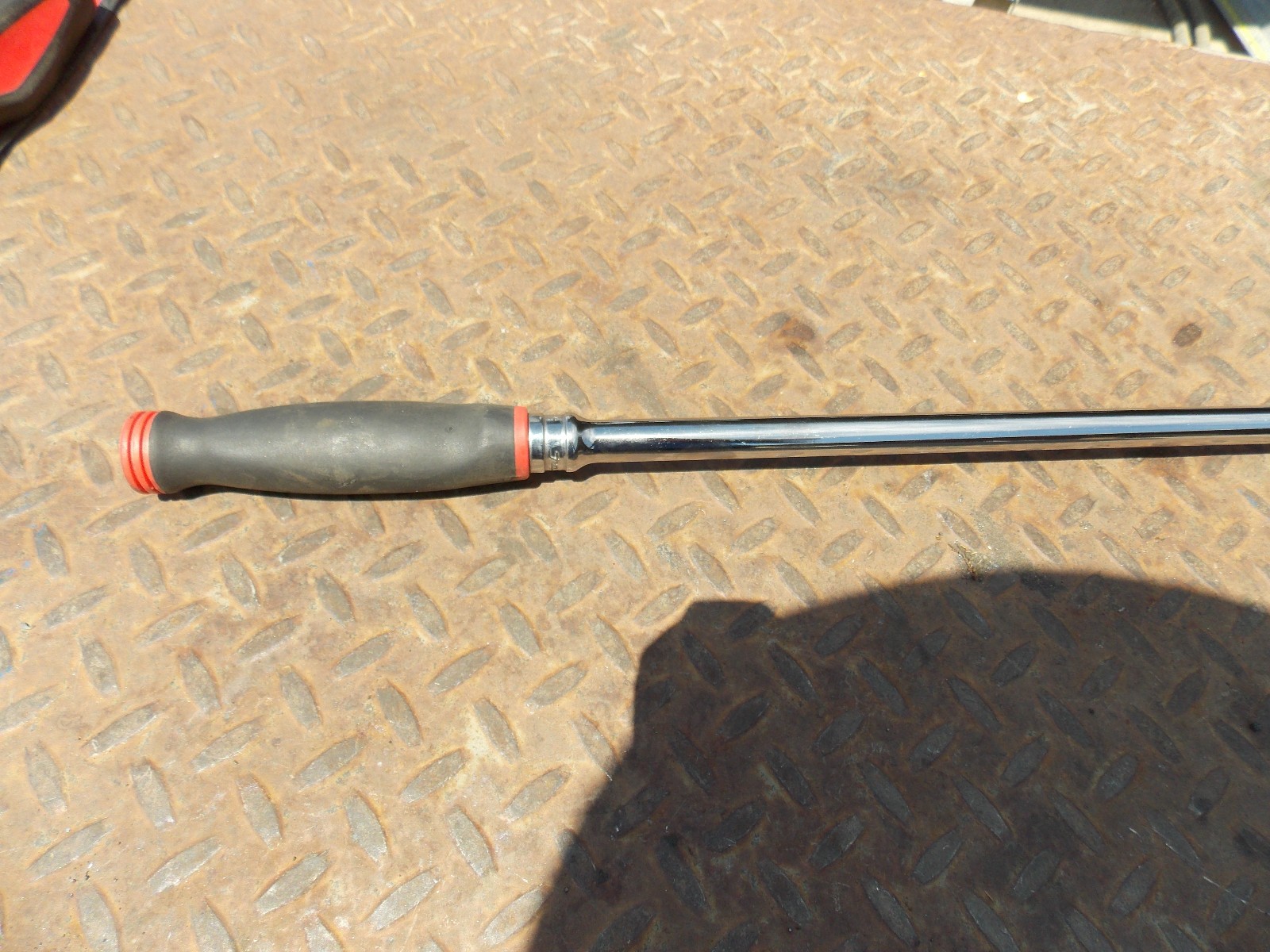 SNAP ON SHBB24 BREAKER BAR TOOL, 1/2″ drive, 24″ long overall, Soft Handle