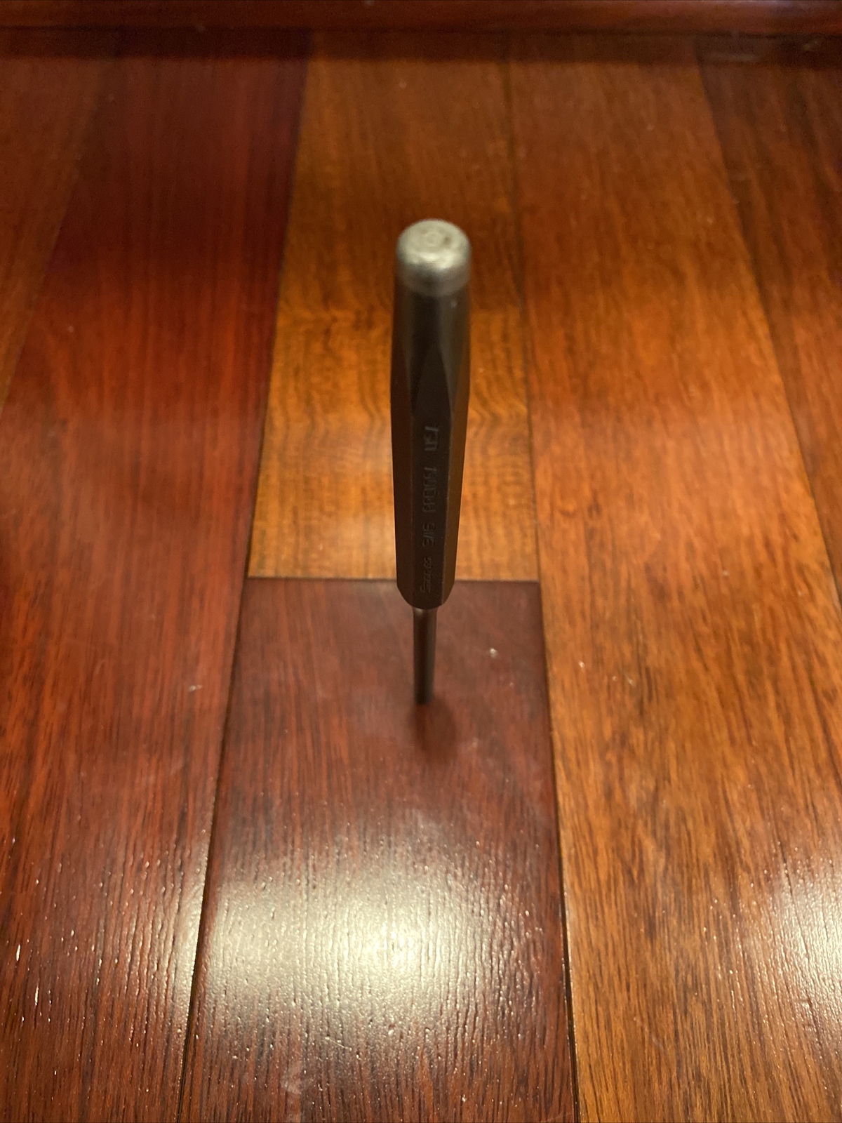 NEW! Snap-on Standard Length 5-1/4″ Long 3/16″ Point Pin Punch PPC106A