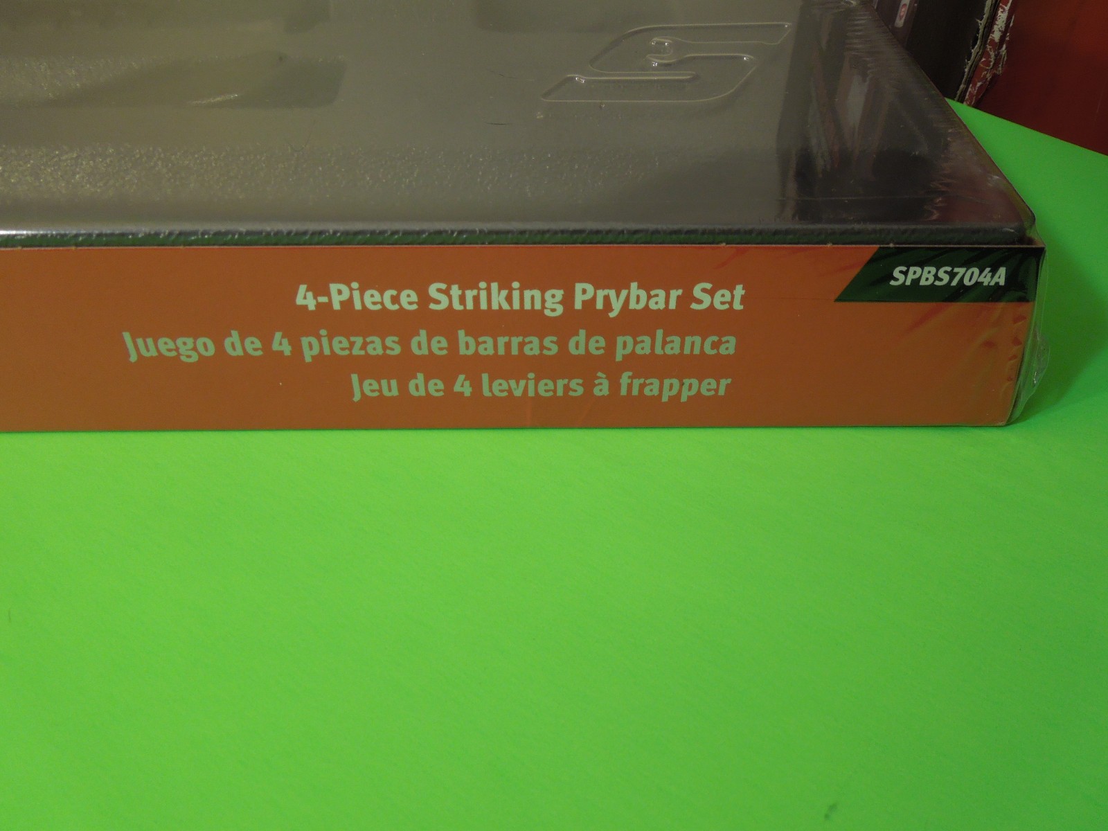 New Snap-on™ Striking pry bar set SPBS704A . The set includes 8″ 12″ 18″ 24″