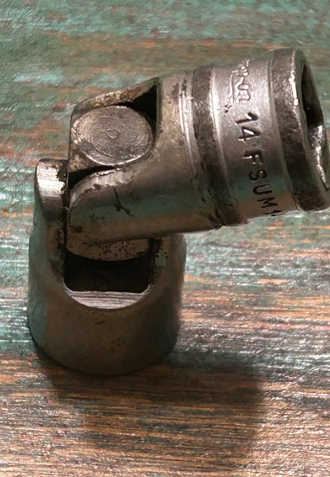 Vintage Snap-on 14mm 3/8″ Drive 6-Point Metric Shallow Universal Socket FSUM14