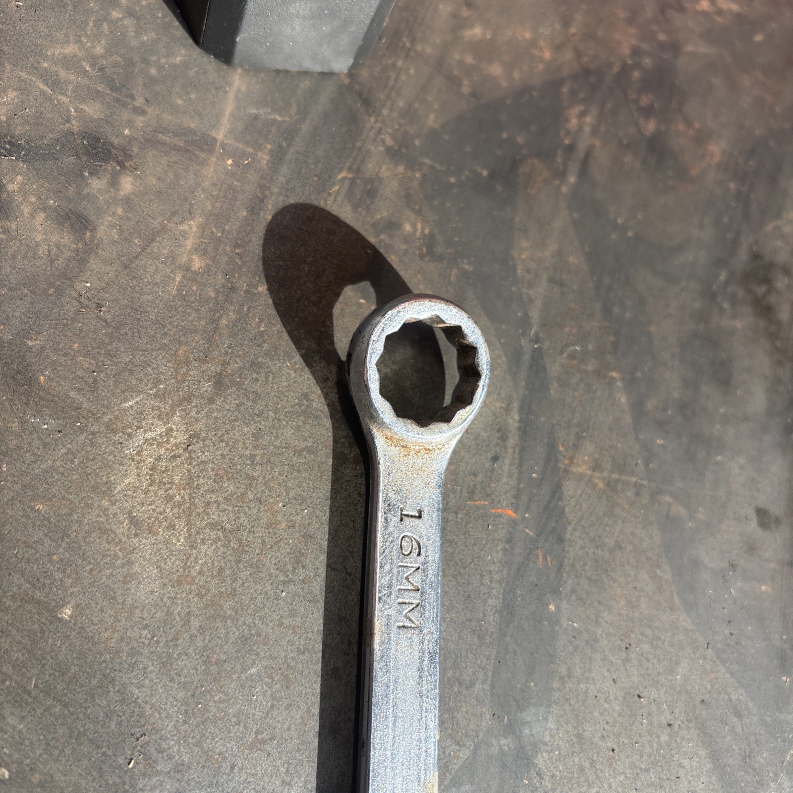 Mac Tools M16CW 16mm 12 Point Combination Wrench Owner Marking