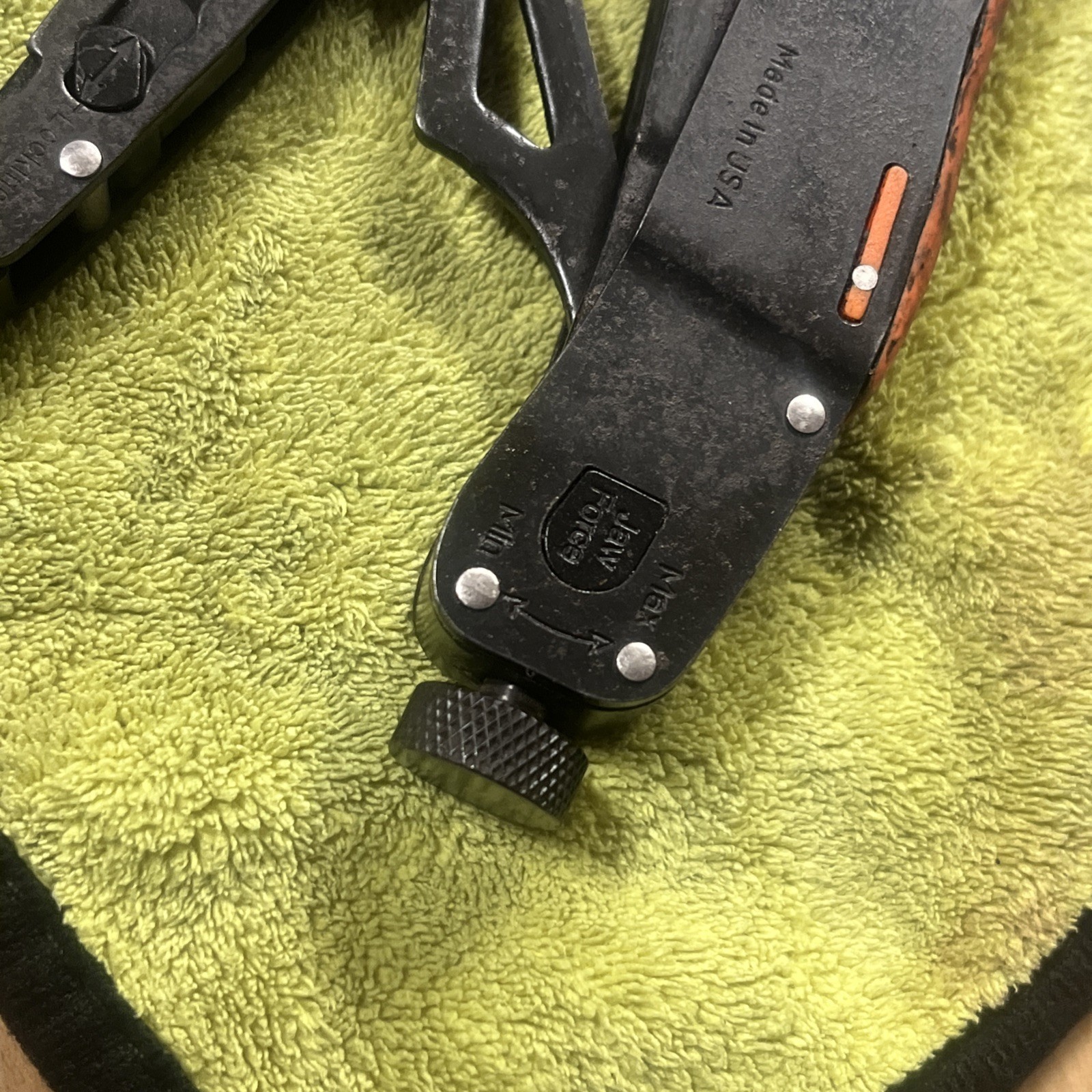 🇺🇸 Blue Point Tools Self Locking Pliers Vise Max Grip Force Adjustable Orange