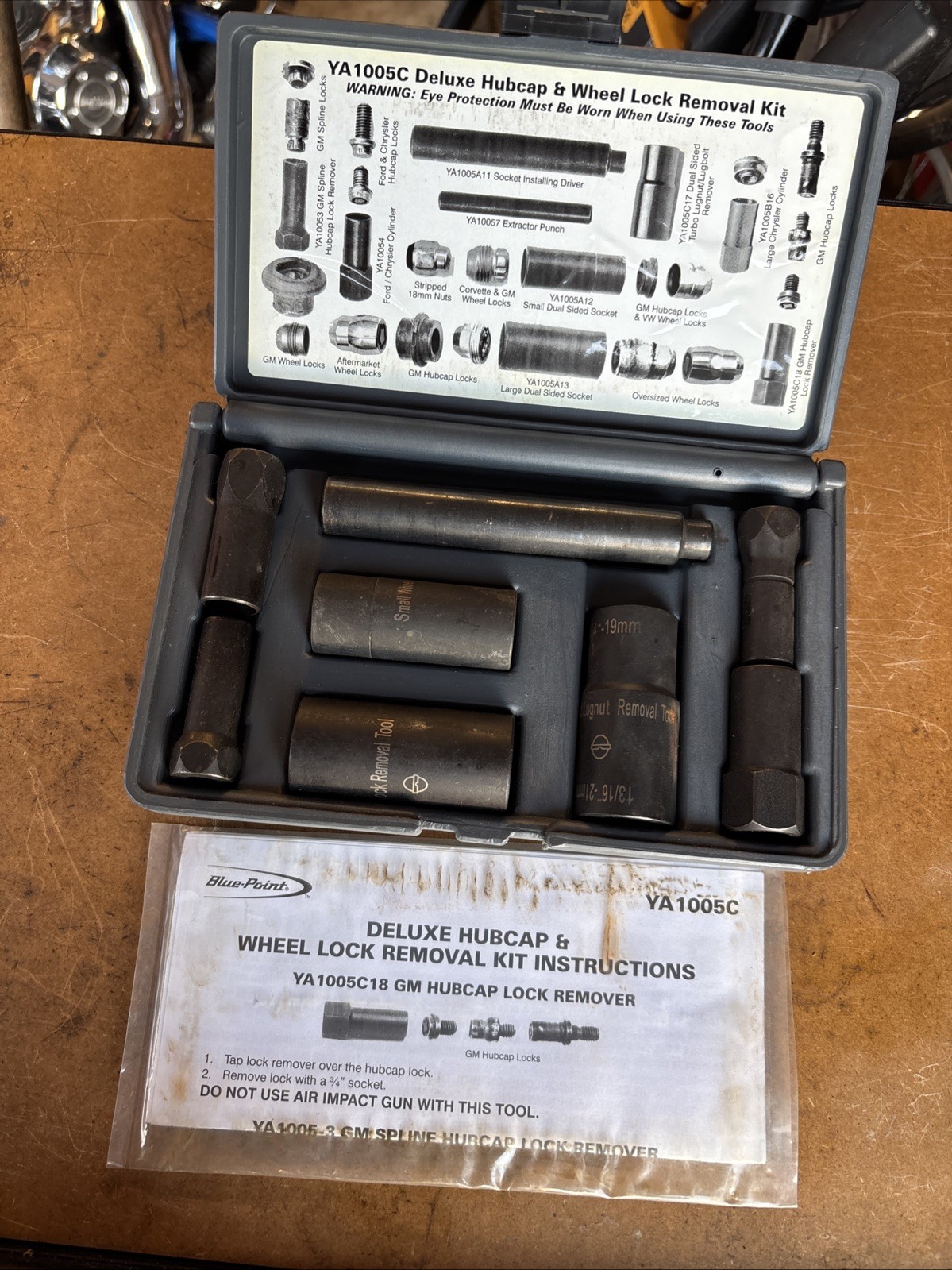 Like New 9pc Blue-Point YA1005C Deluxe Hubcap and Wheel Lock Removal Kit