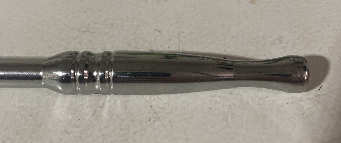 Husky 3/8” Dr. Locking Flex Head 100 Position Ratchet.
