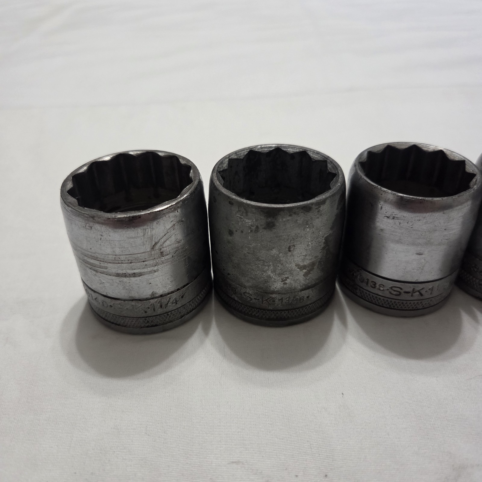 Vintage SK Tools 16pc 7/16″ to 1-1/4″ 12pt SAE Socket Set 1/2″ Drive Made In USA