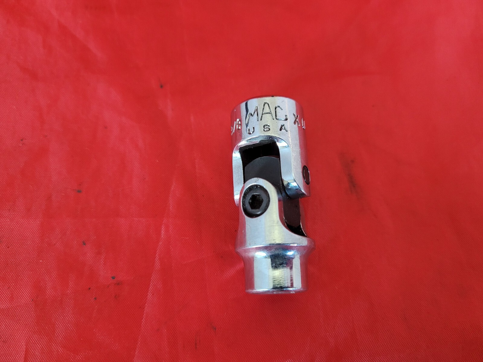 MAC XU126 3/8″ Drive 3/8″ 6 Point Shallow Universal Swivel Socket USA SAE G7