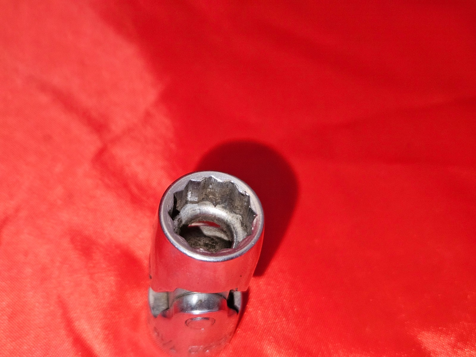 Snap-on FVU14 3/8″ Drive 7/16″ 12 Point Shallow Universal Swivel Socket USA D4