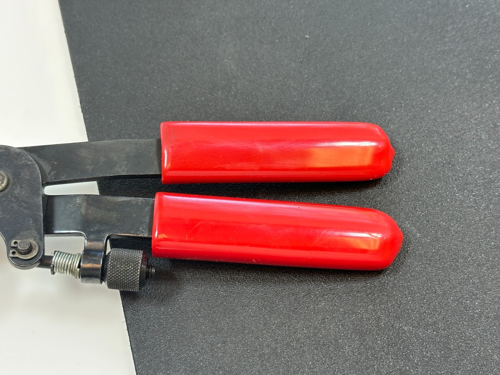 Matco Tools MST9562 Adjustable Hose Clamp Pliers, RED Comfort Cushion Grip