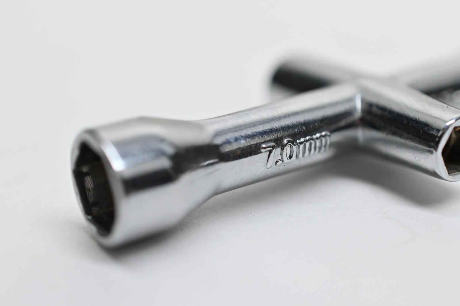 Cross wrench 4mm 5mm 5.5mm and 7mm for nuts M2, M2.5, M3 and M4