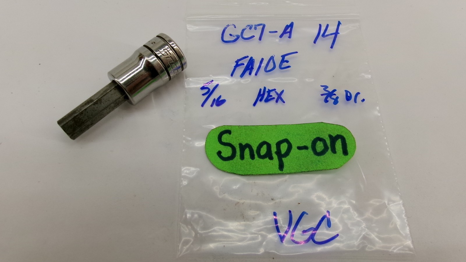 Snap-on tools USA 3/8″ drive 5/16 SAE Hex Bit Socket Driver FA10E Nice!