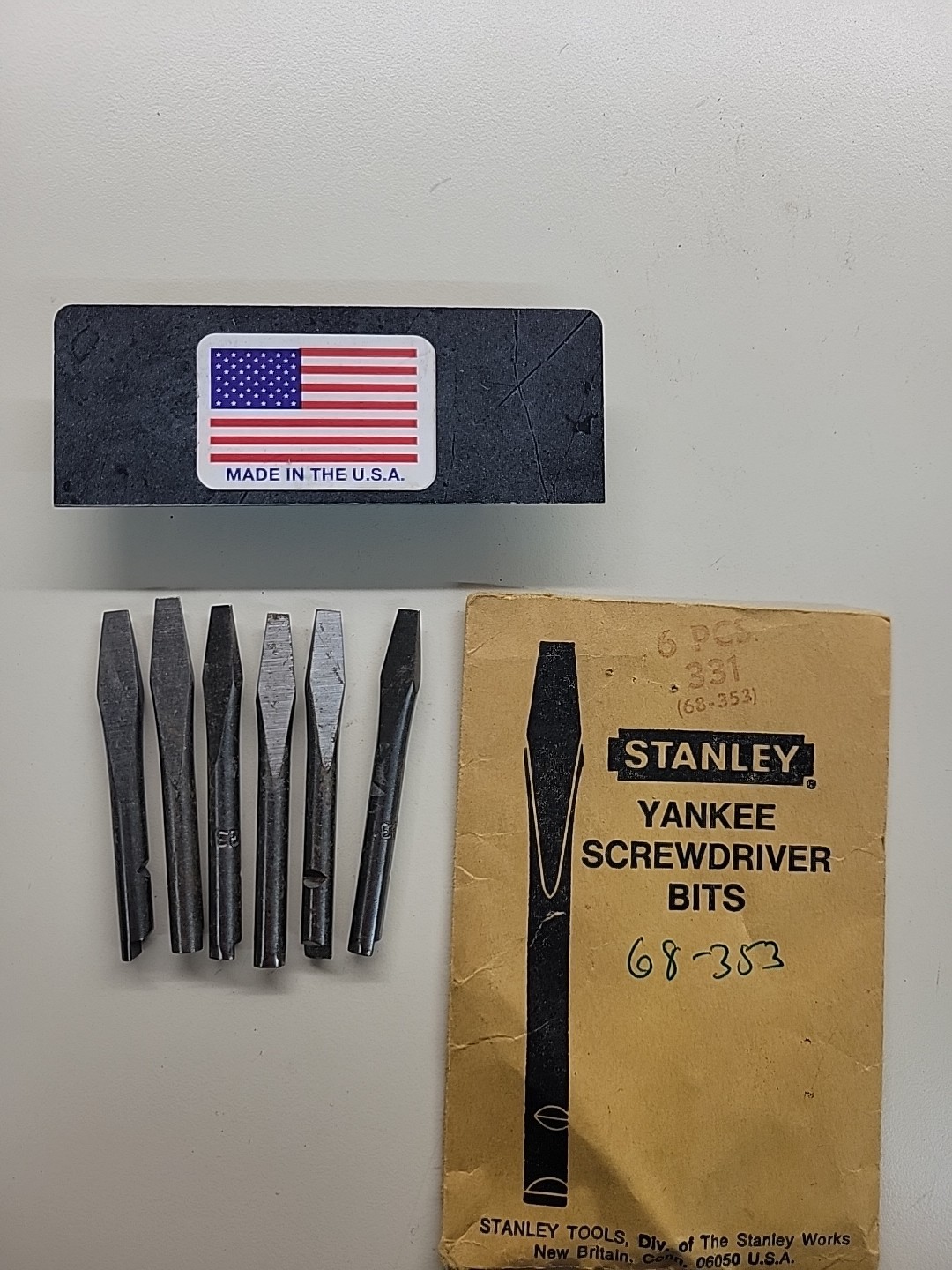 6 Stanley Yankee Screwdriver Flat Tip Bits #1 68-353 331 133 233 135 68-135 USA