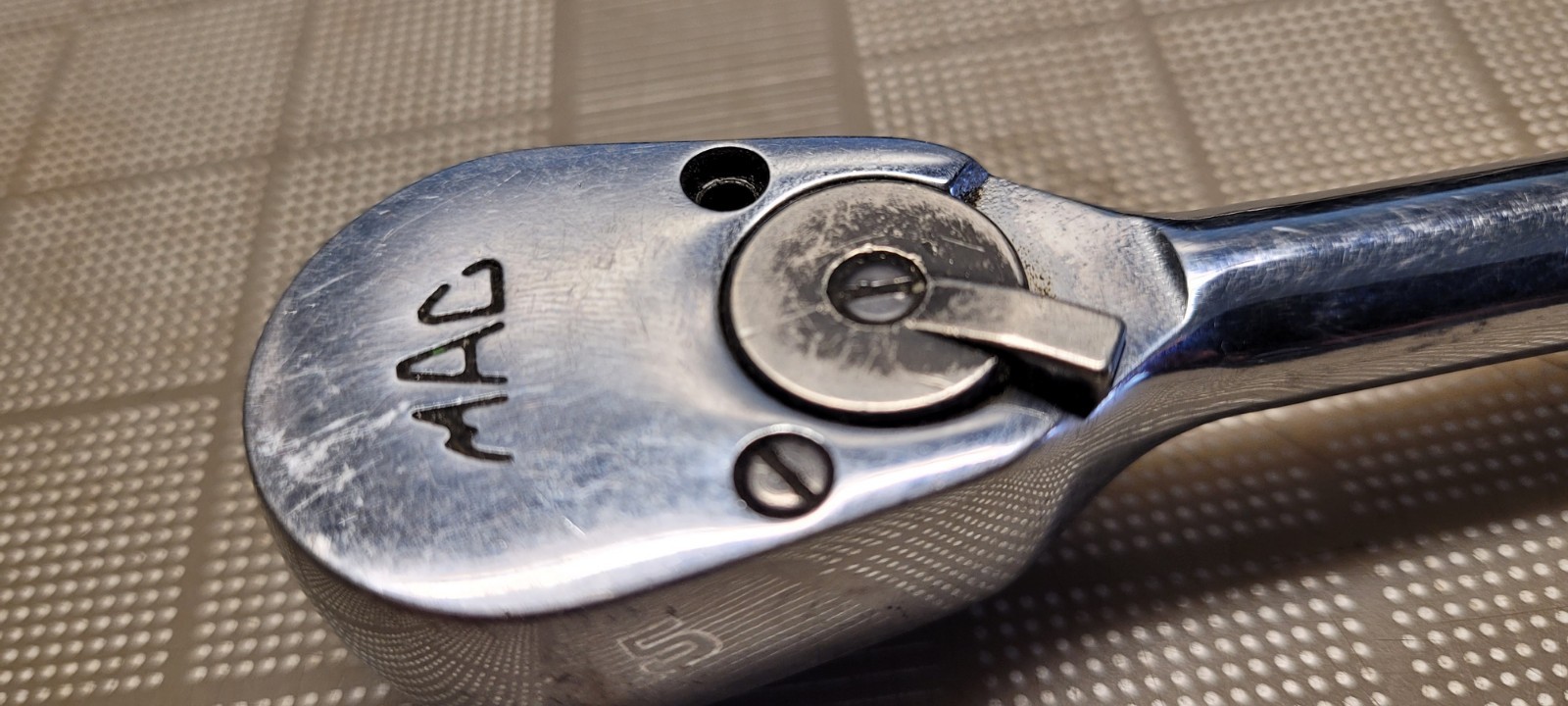 MAC XR8 – 3/8″ Drive Pear Head Ratchet – USA 7.5” Long
