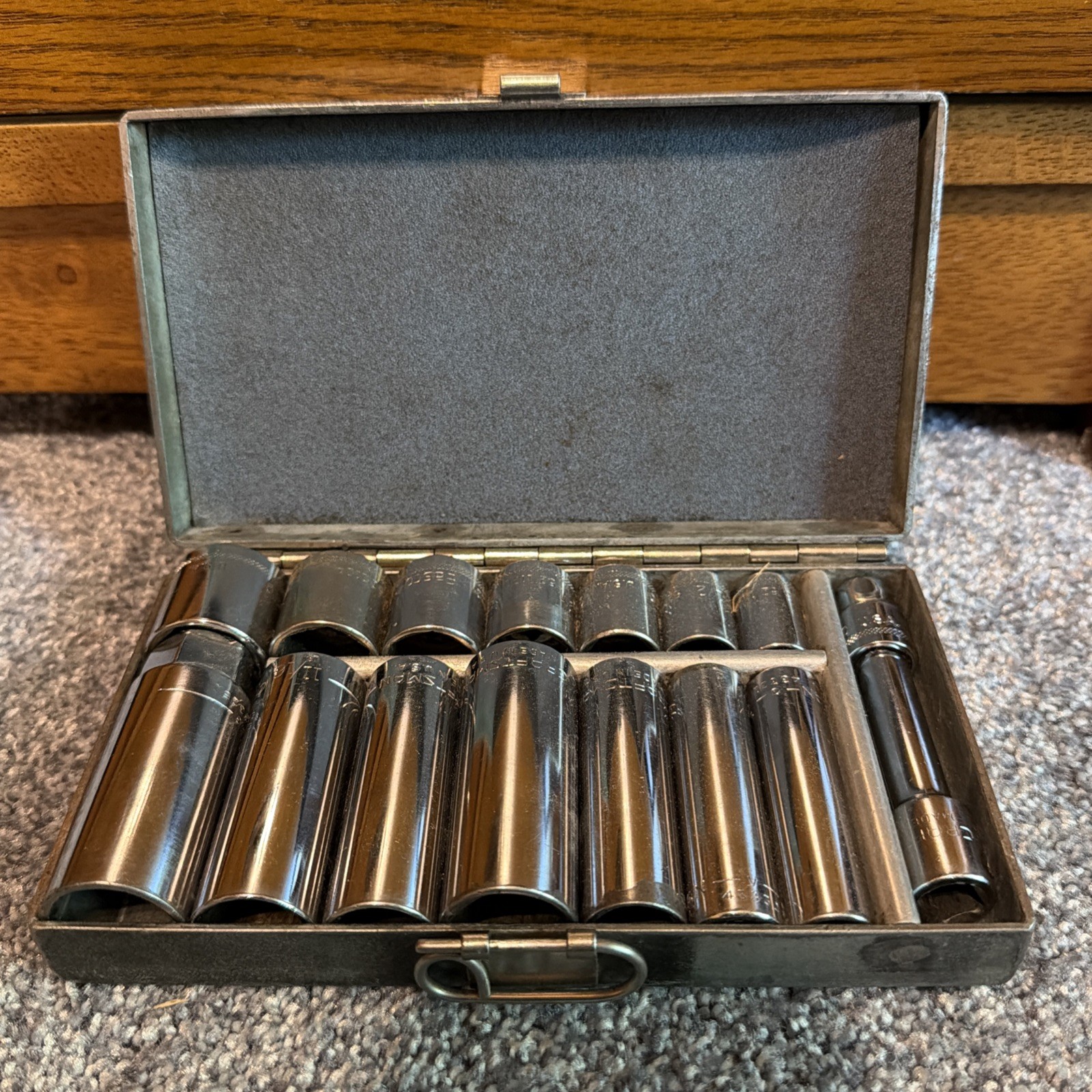 VTG Craftsman Easco 16 Piece Deep 6 Point Socket Set USA With Storage Box NICE