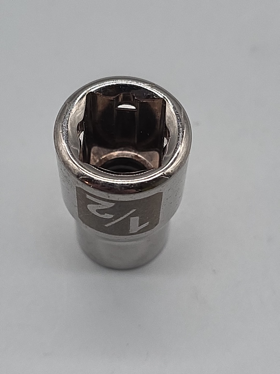 Craftsman Tools 1/2″ Drive Standard SAE Socket, 1/2″ 6pt #45885 USA