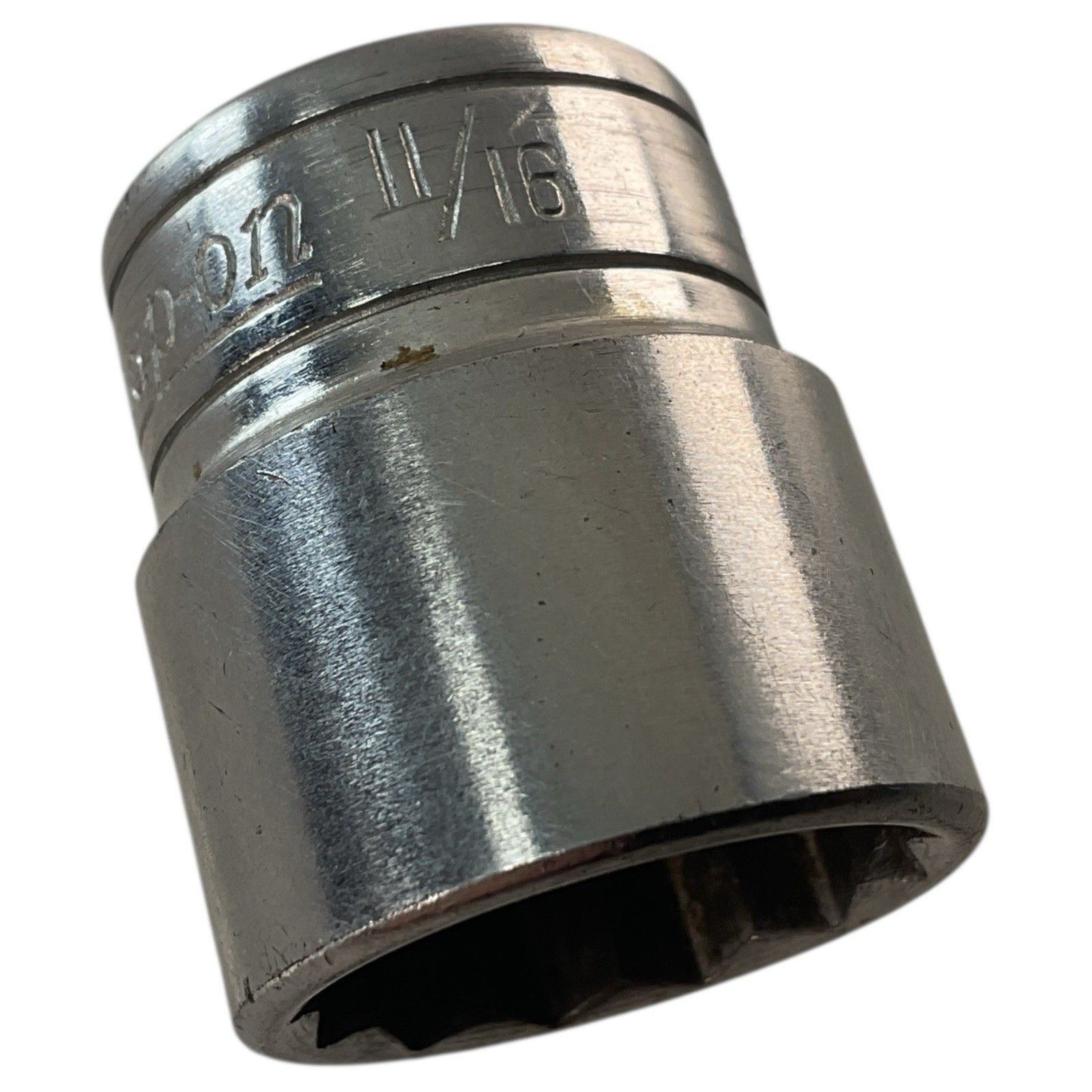 Snap-On Chrome Socket F-221 11/16″ SAE 12pt 3/8″ Drive Shallow USA Mechanic Tool