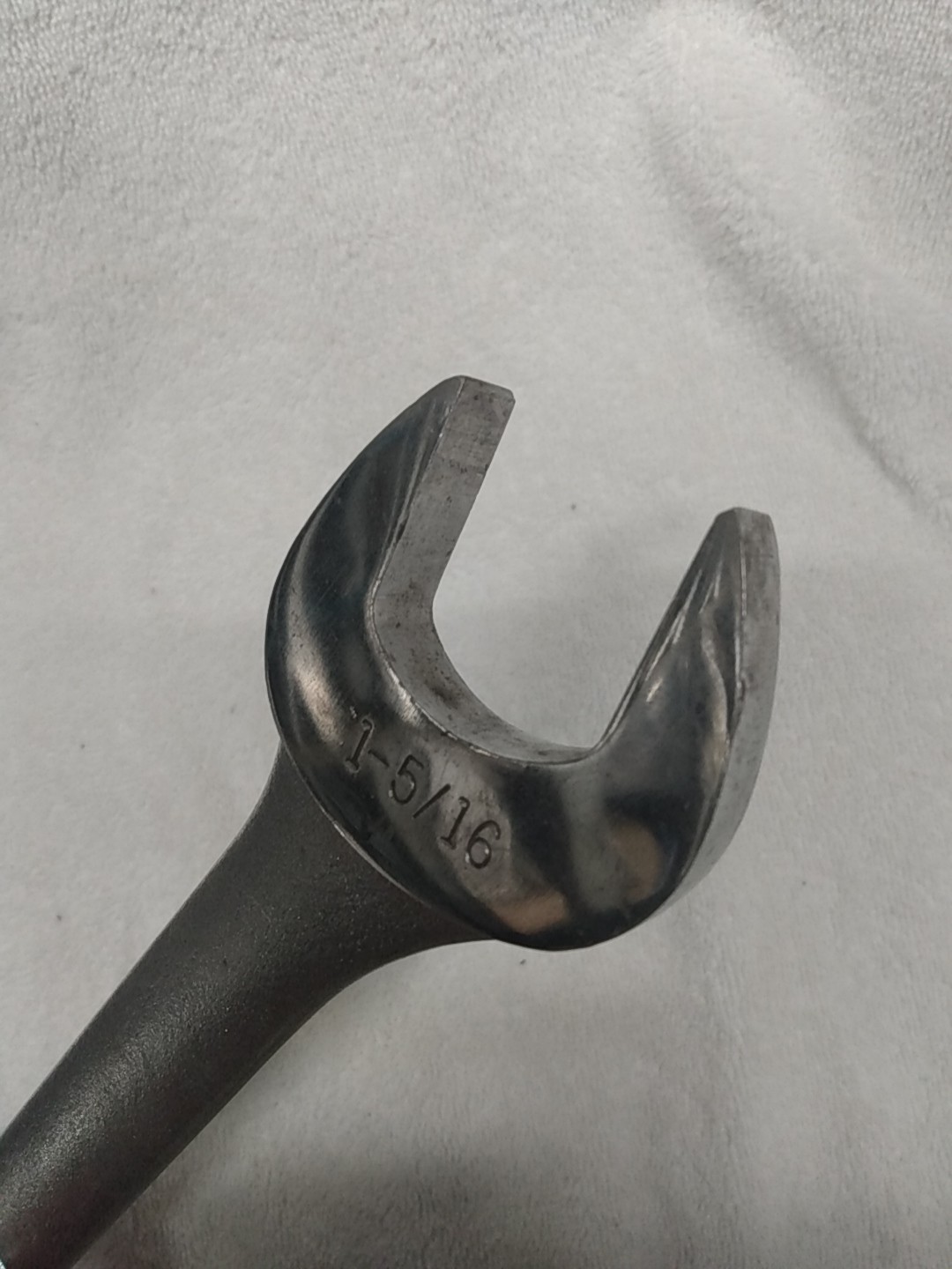 Craftsman 1-5/16 Open/ 12 pt Closed Ended Combination Wrench VA-44709