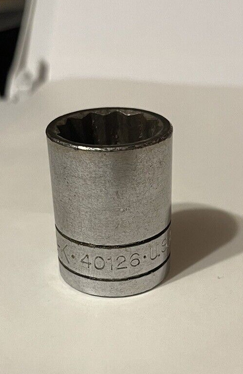 SK 13/16″ 1/2″ Drive 12 Point 13/16 In. Shallow SAE Socket 40126 USA