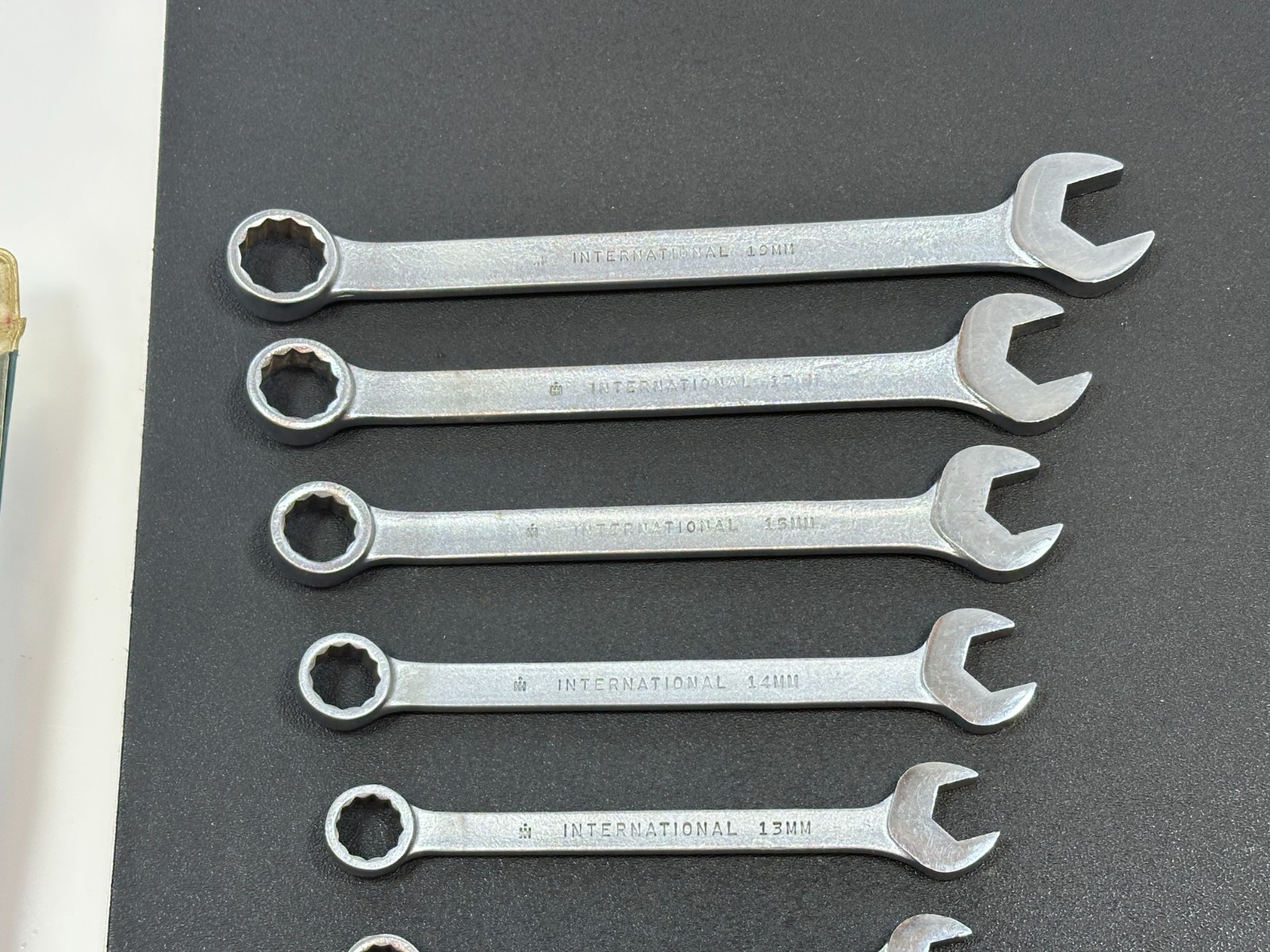 International Harvester USA 999548R1 9pc Metric 9mm-19mm Combination Wrench Set