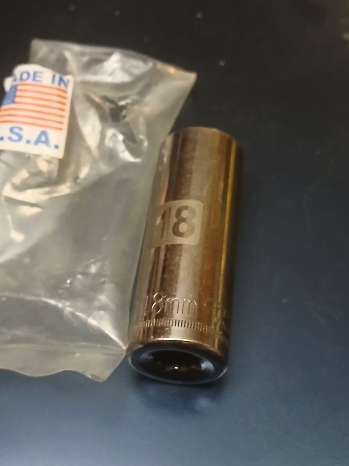 Craftsman 18mm Deep Well Socket 6 Point 3/8″ Drive G2D 45875 USA