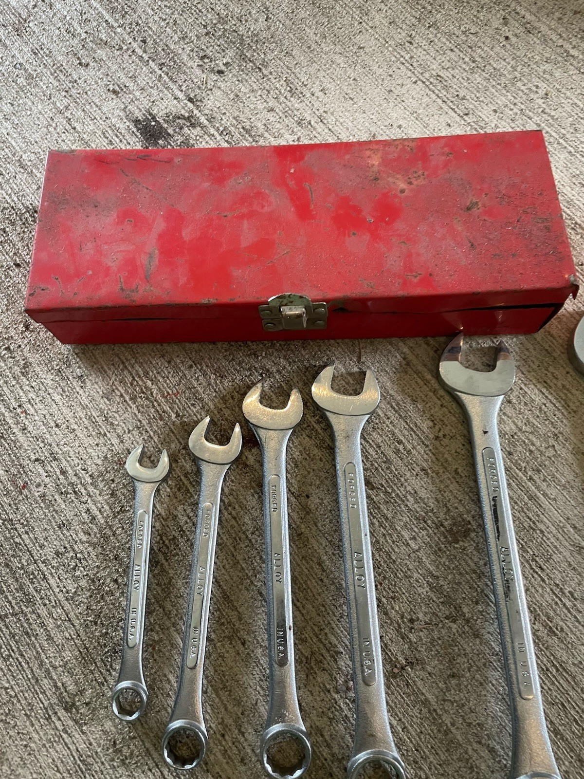 Lot Of 7 SK Combination And Double Open End Wrenches SAE With Metal Tool Box.