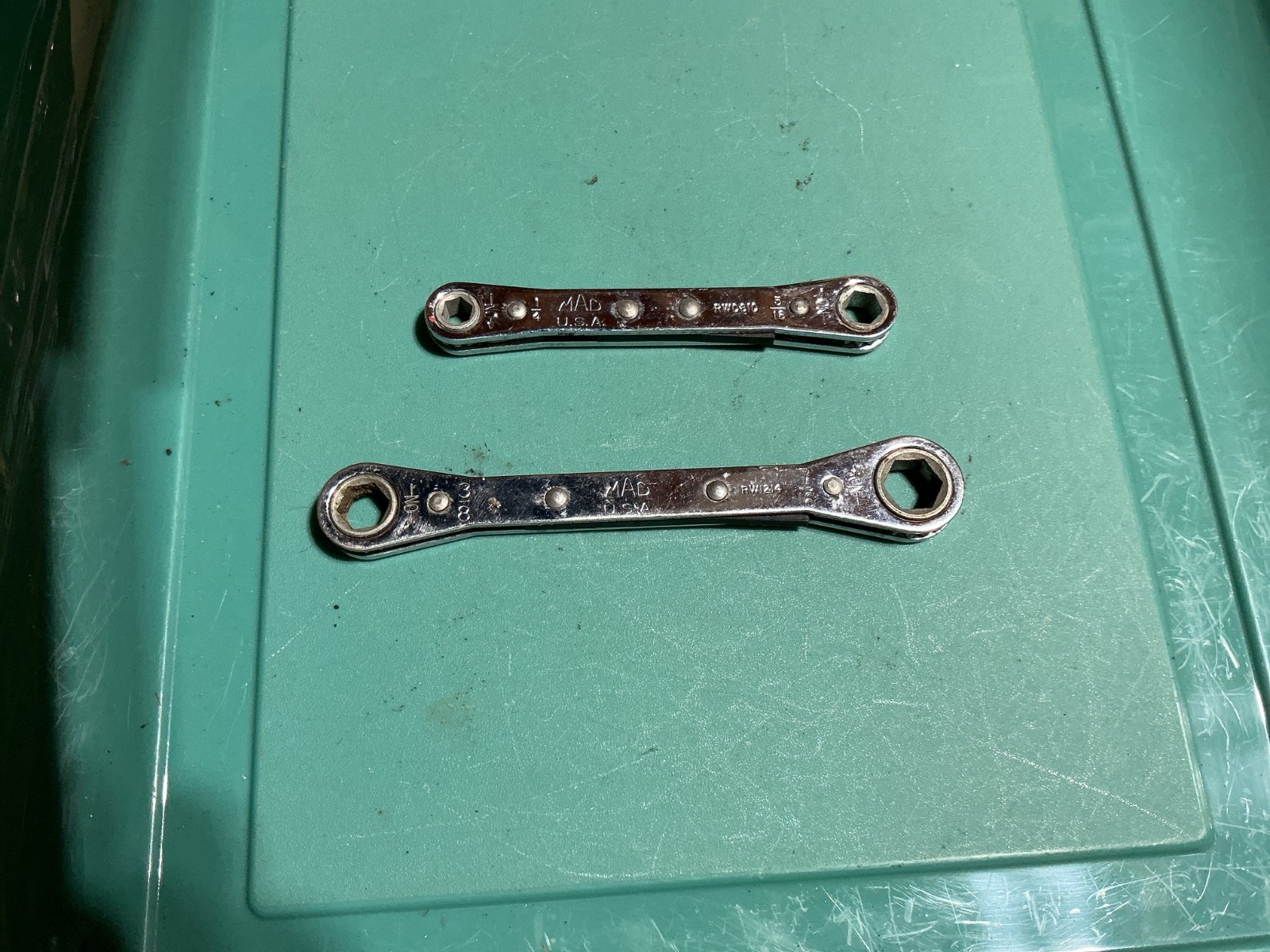 2 MAC Tools Ratcheting Box Wrenches 6 Pt. RW0810 1/4 x 5/16 & RW1214 3/8 x 7/16