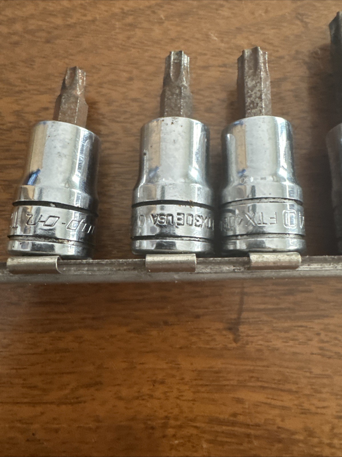 Snap-on 3/8″ Drive 7pc TORX Bit Standard Socket Set FTX27E-FTX55E With Rail