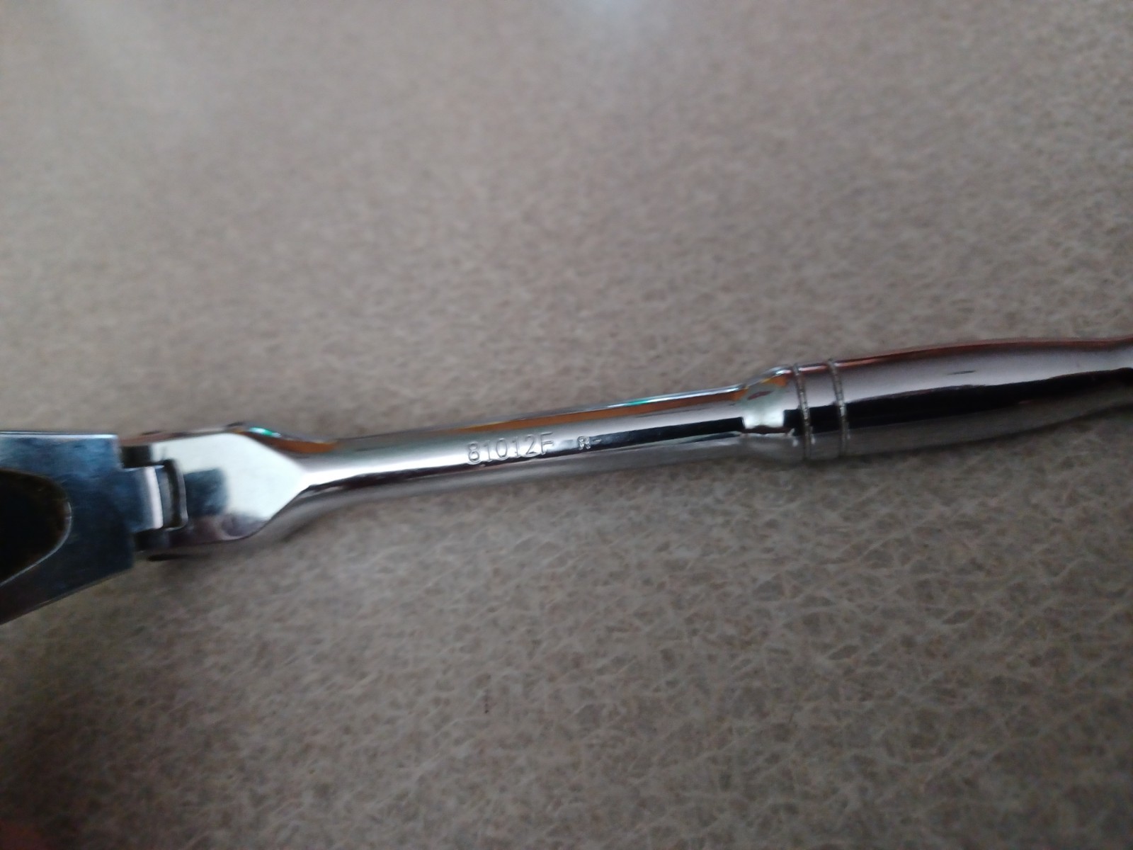 GearWrench 81012F – 84 Tooth 1/4″ Drive Flex Head Ratchet + 3/8 dr lot of 2