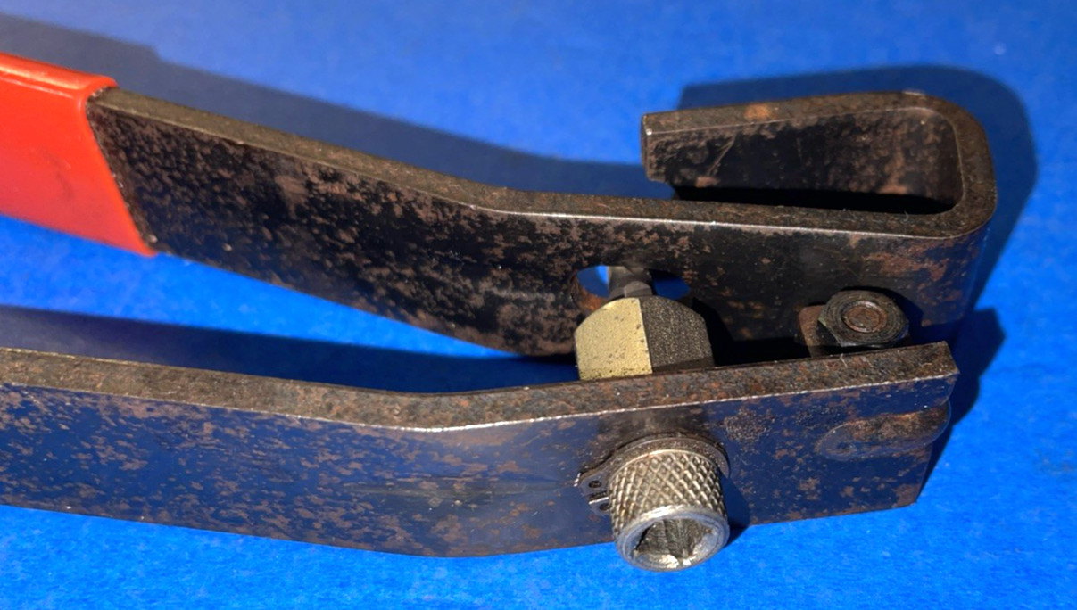 BLUE-POINT SOLD BY SNAP-ON TOOLS WHEEL WELL TRIM LIP MOLDING TOOL YA1780