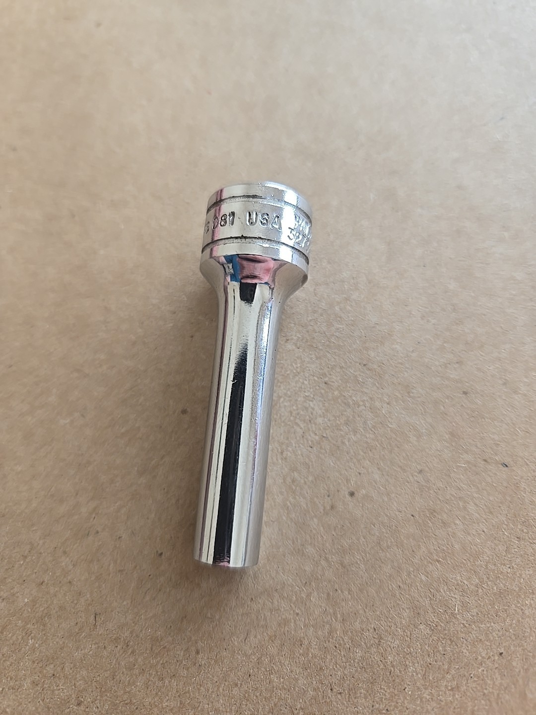 Snap On 3/8″ Drive 1/4″ 6PT SAE Deep Chrome Socket SFS081