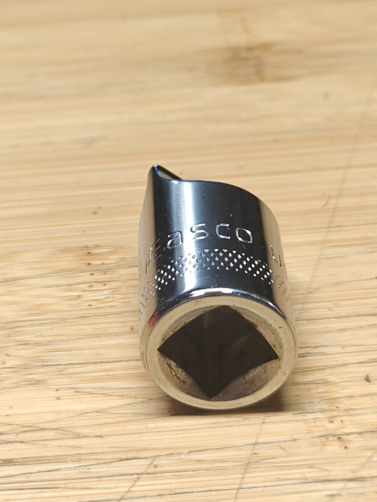 EASCO 73 1946 15/16″ Drag Link Socket