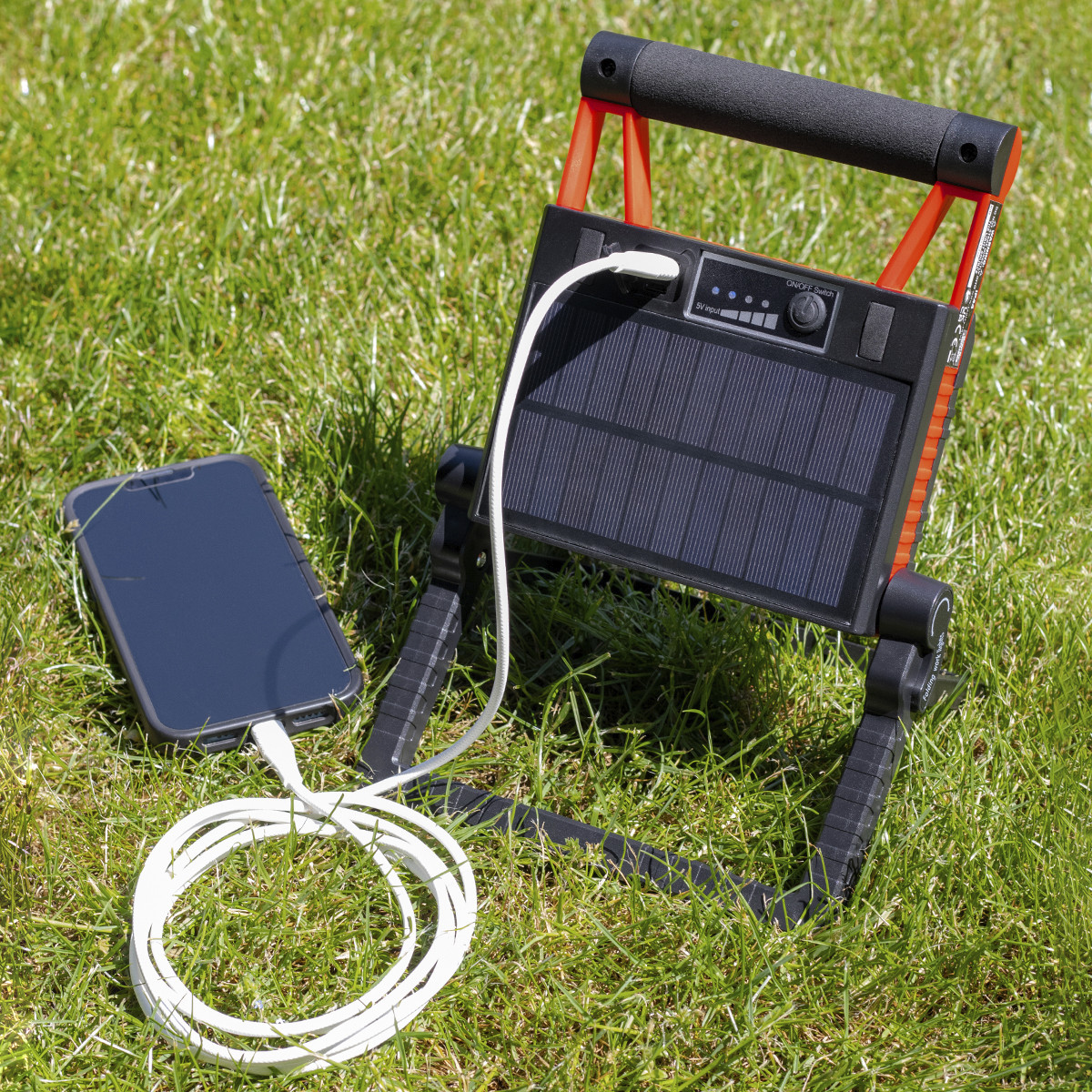 Sealey LEDFL15WS 15W LED Solar Powered Rechargeable Portable Floodlight