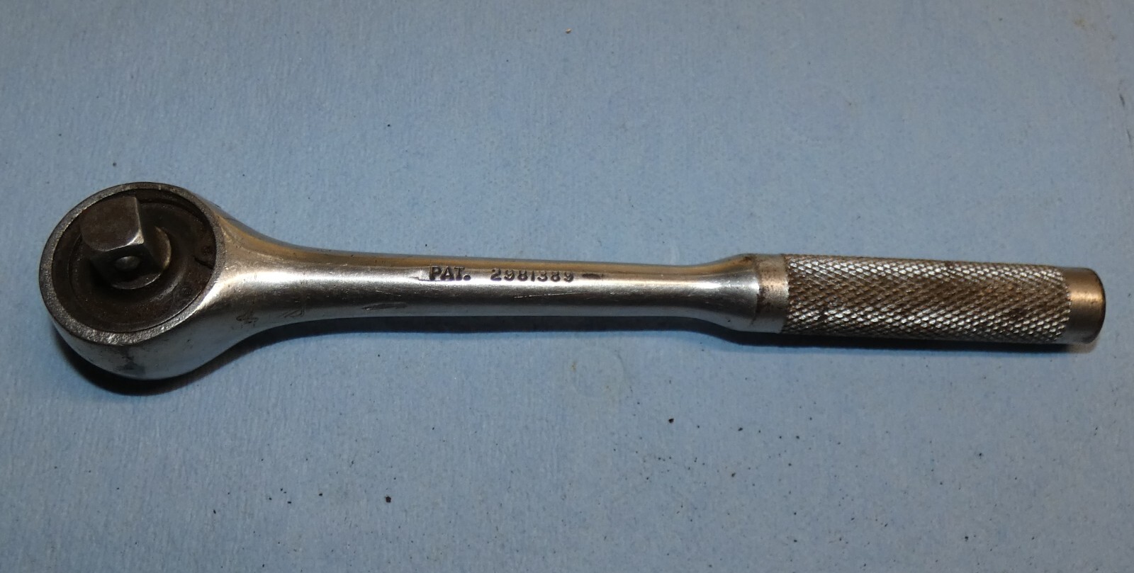 Mac Tools Vintage 7.5″ 3/8″ Drive Round Head Ratchet Knurled Handle X8R
