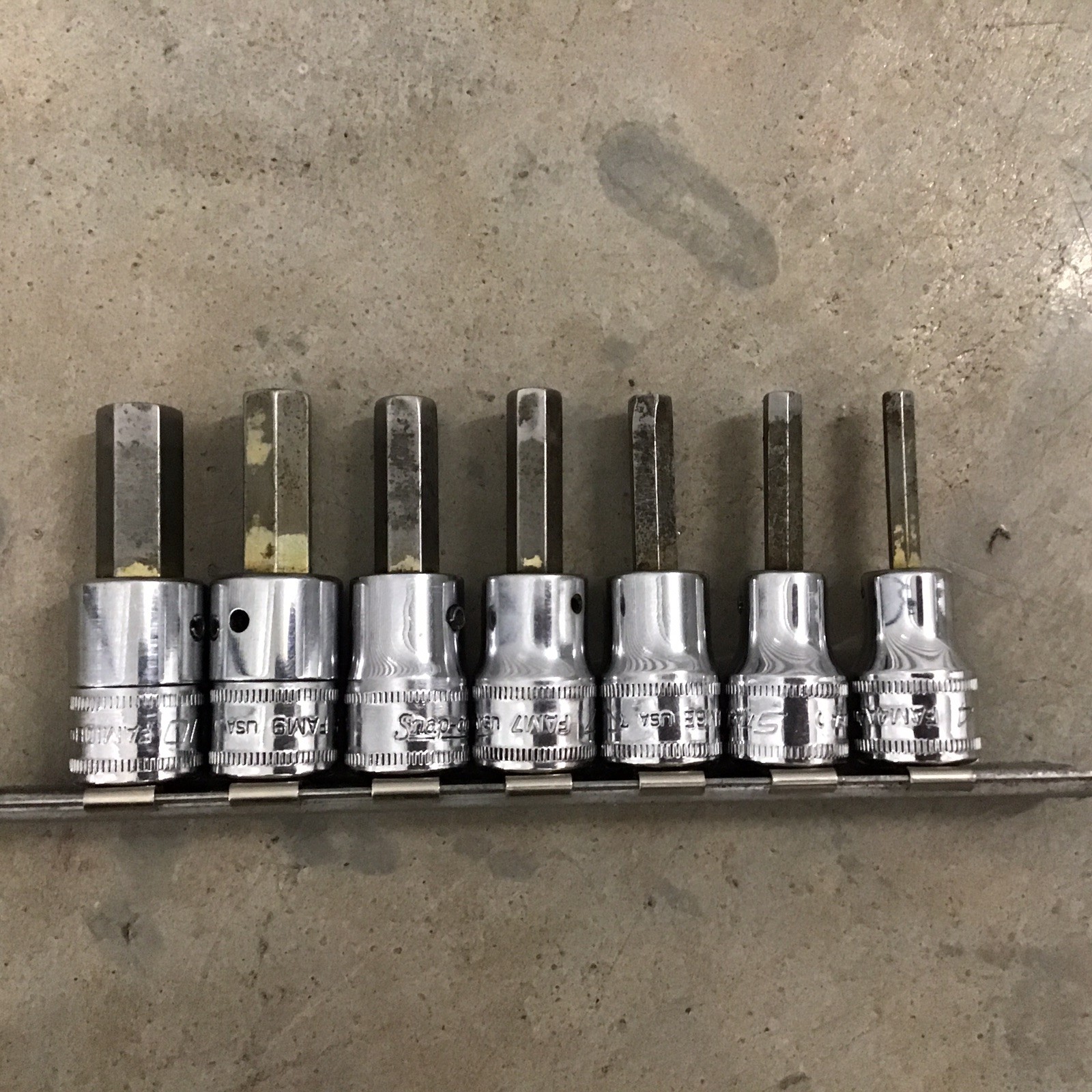 Snap-on 3/8″ Drive Metric Hex Bit Socket Set (4-10 mm) 7 pc 207EFAMY