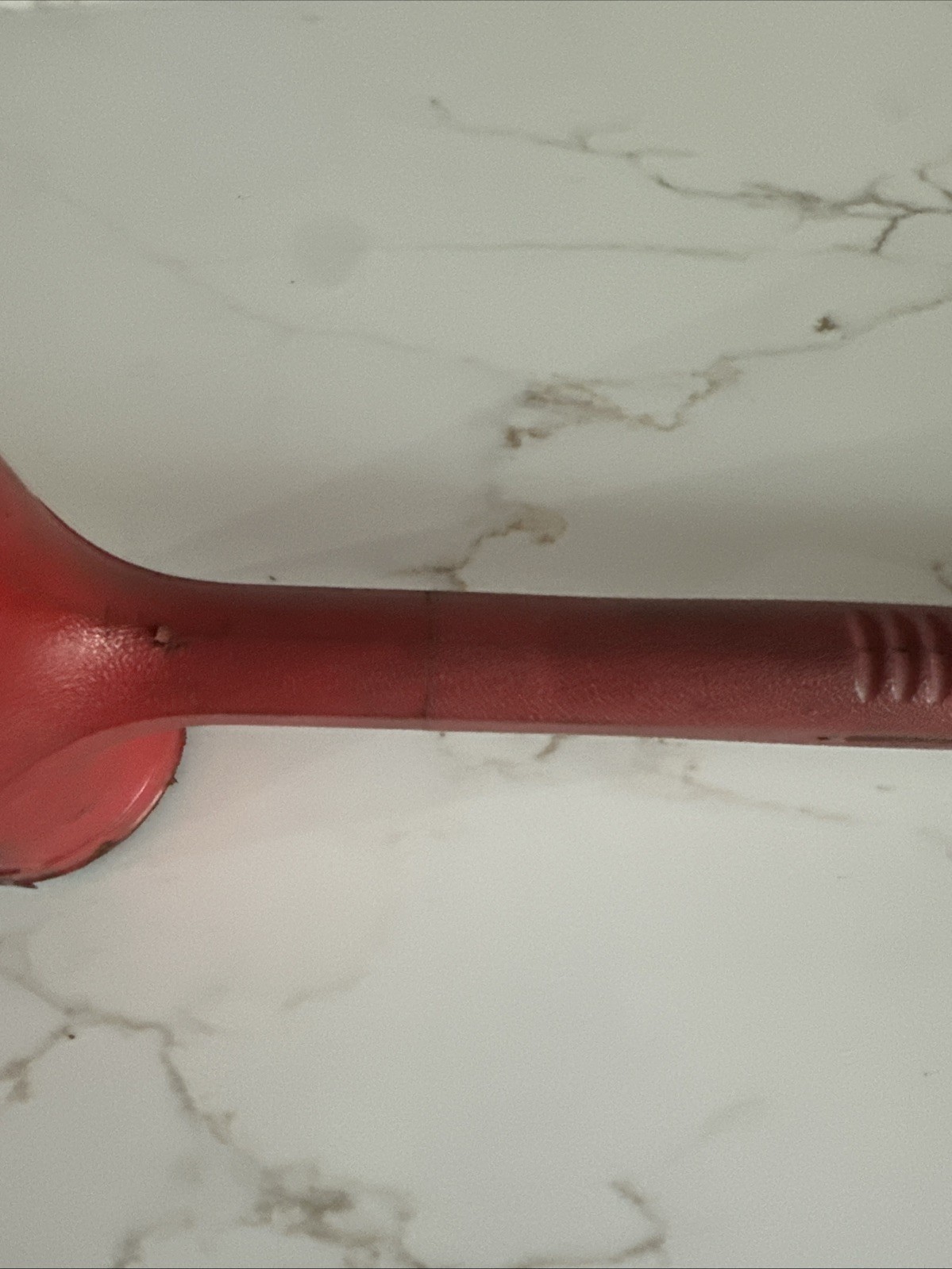 Snap ON 56oz dead blow hammer. Red with soft grip handle.