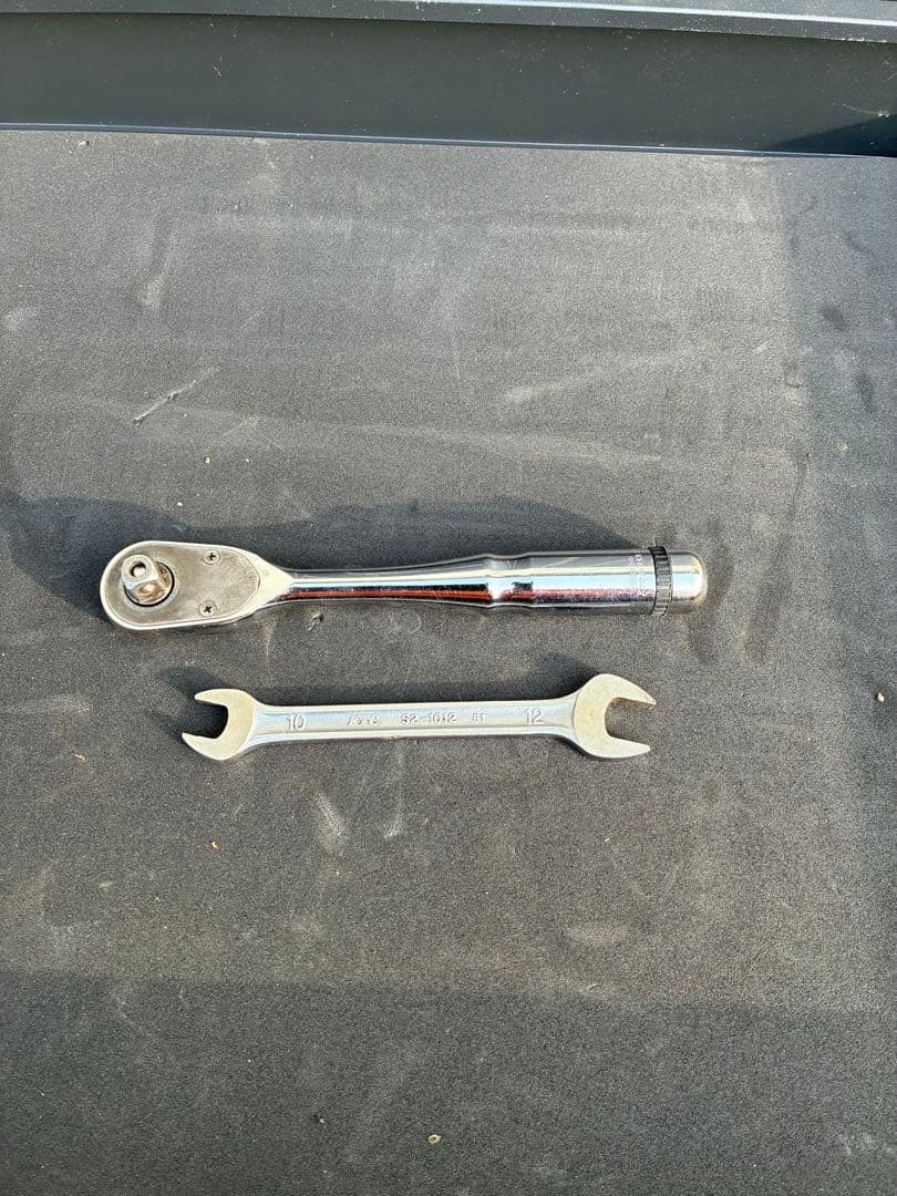 Nepros 3/8 Ratchet Handle & KTC KTC10-12 Wrench