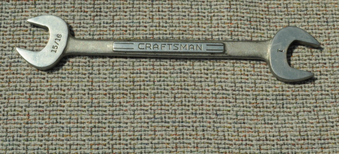 9 PC. USA CRAFTSMAN V OPEN END WRENCH SET WITH VINTAGE HOLDER