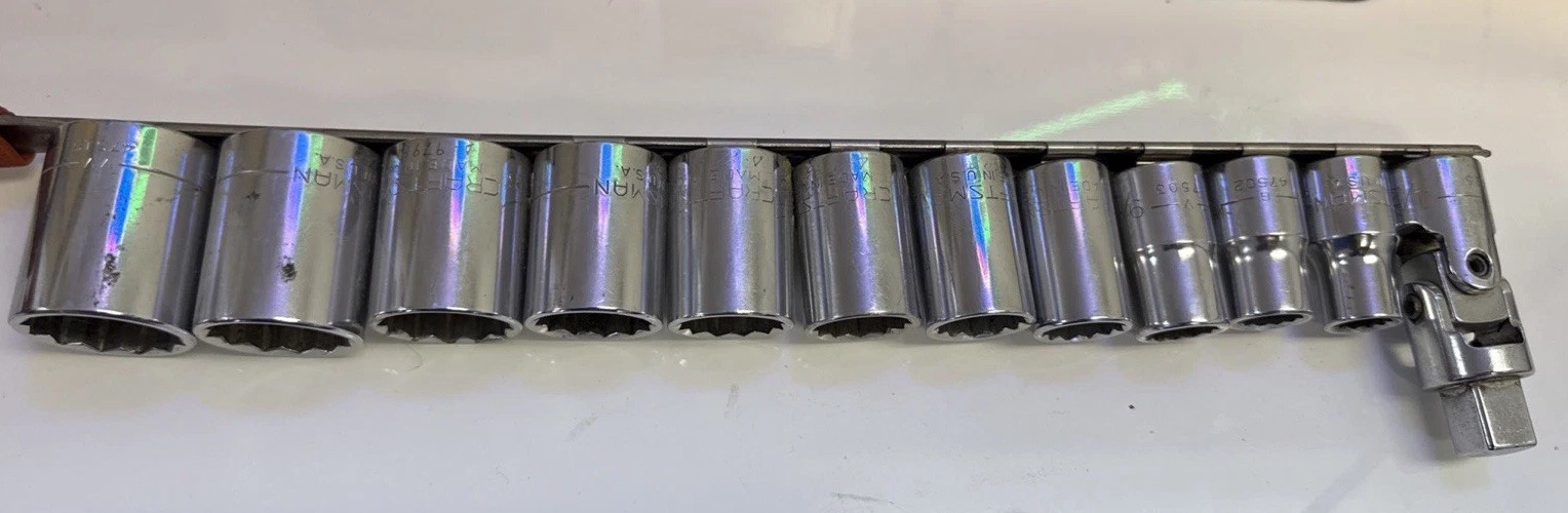 Craftsman USA 1/2 Drive Socket Set 12 Point 7/16 to 1-1/16 w/ Universal Joint