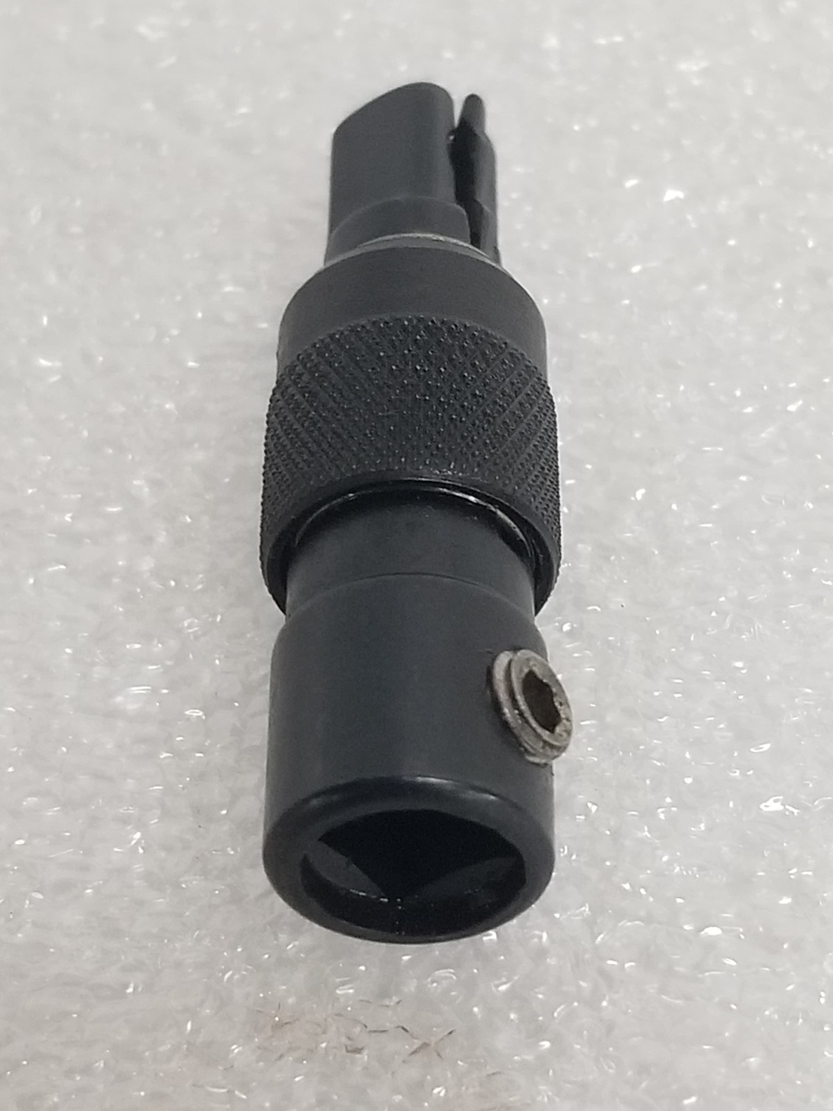 S-K 40995 Locking Socket Adapter 1/4″-Drive Size-1/4″ Laser-Etched Made in USA