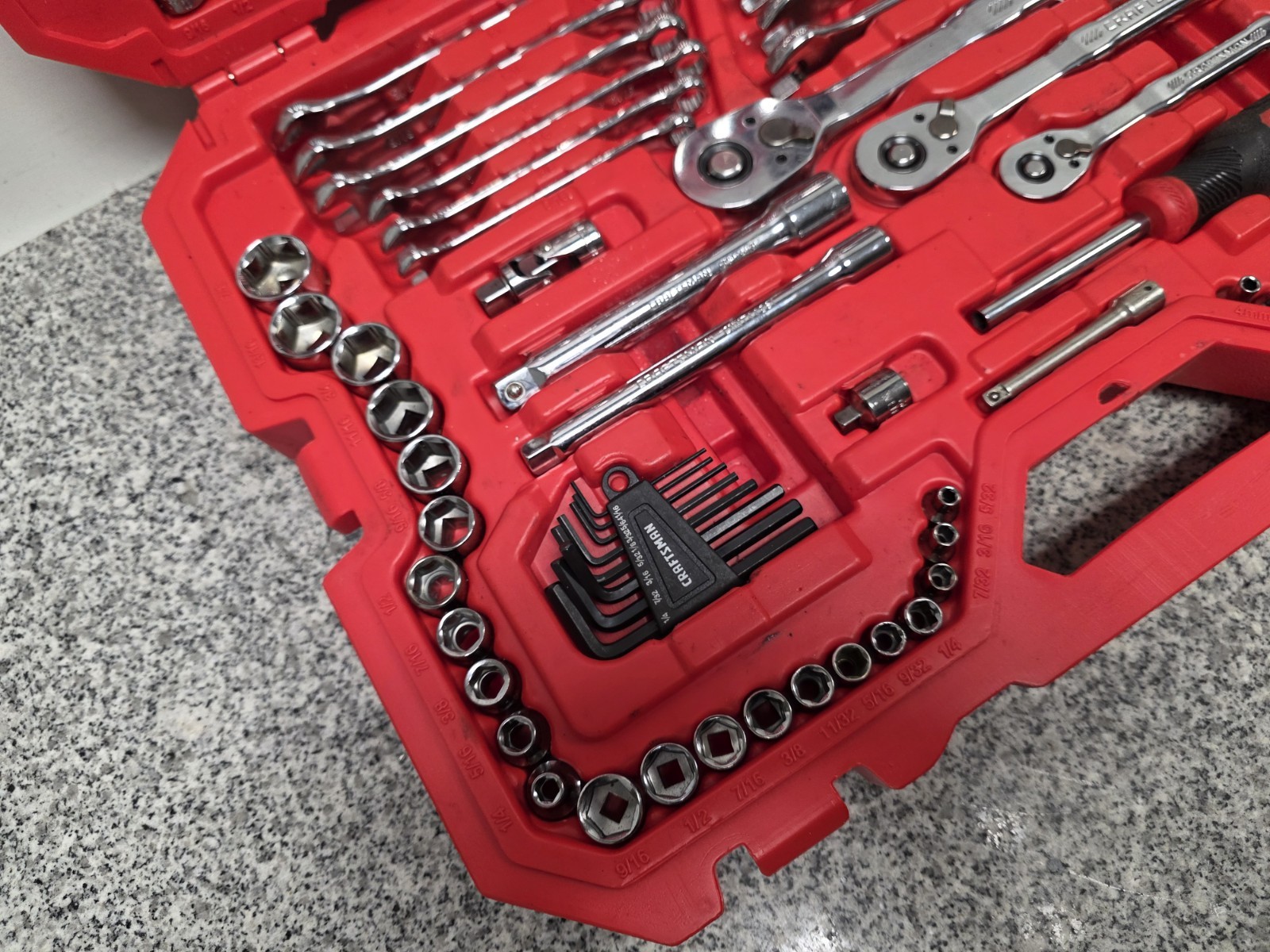 Craftsman Tools CMMT12125, Mechanics Tool Set SAE & Metric **READ**