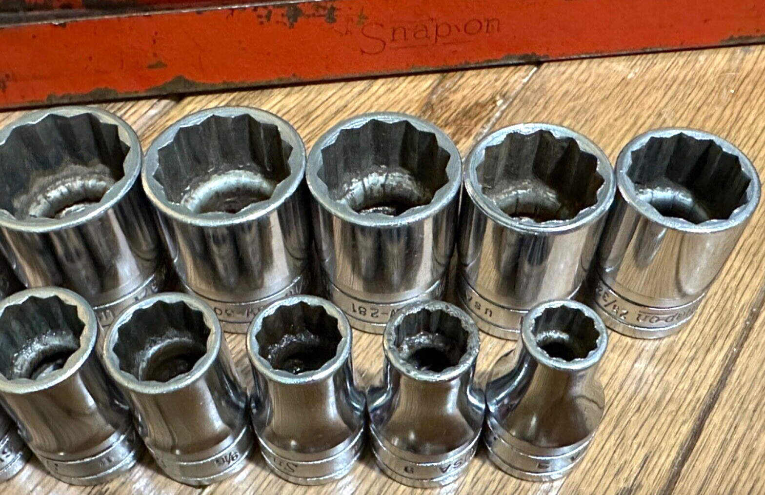 Snap On Tools USA 1/2″ Shallow SAE 3/8″- 1-1/8″ Socket Set Lot 12-PT Red Tray