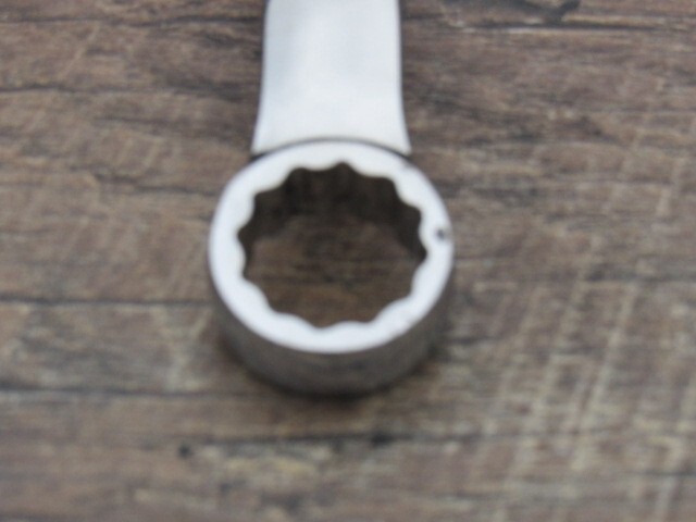SNAP ON 17MM OEXM170B 17MM OPEN END 12 POINT BOX END COMB. WRENCH 17 MM USED