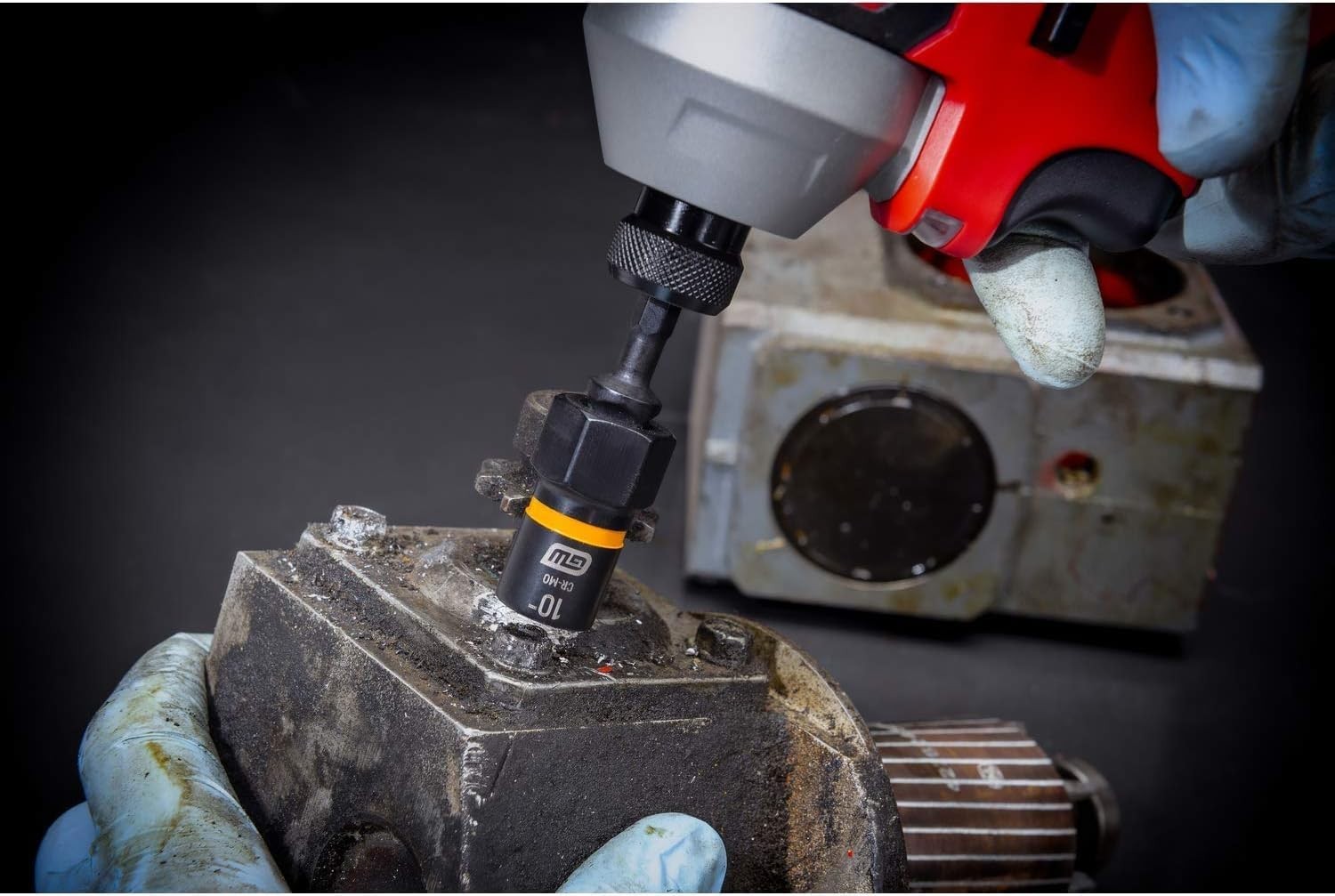 Revolutionary Bolt Biter 28-Piece Socket Set with Enhanced Torque & Durability
