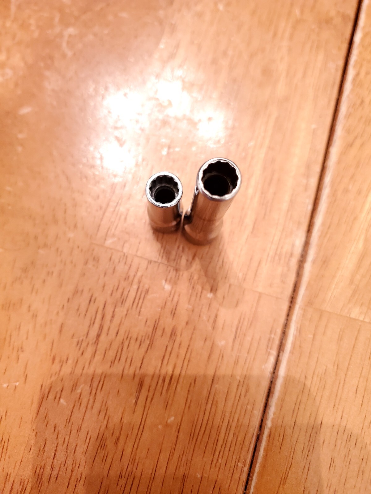 Snap On 1/4 Drive 1/4 12PT Semi Deep/Deep Sockets Lot Of 2