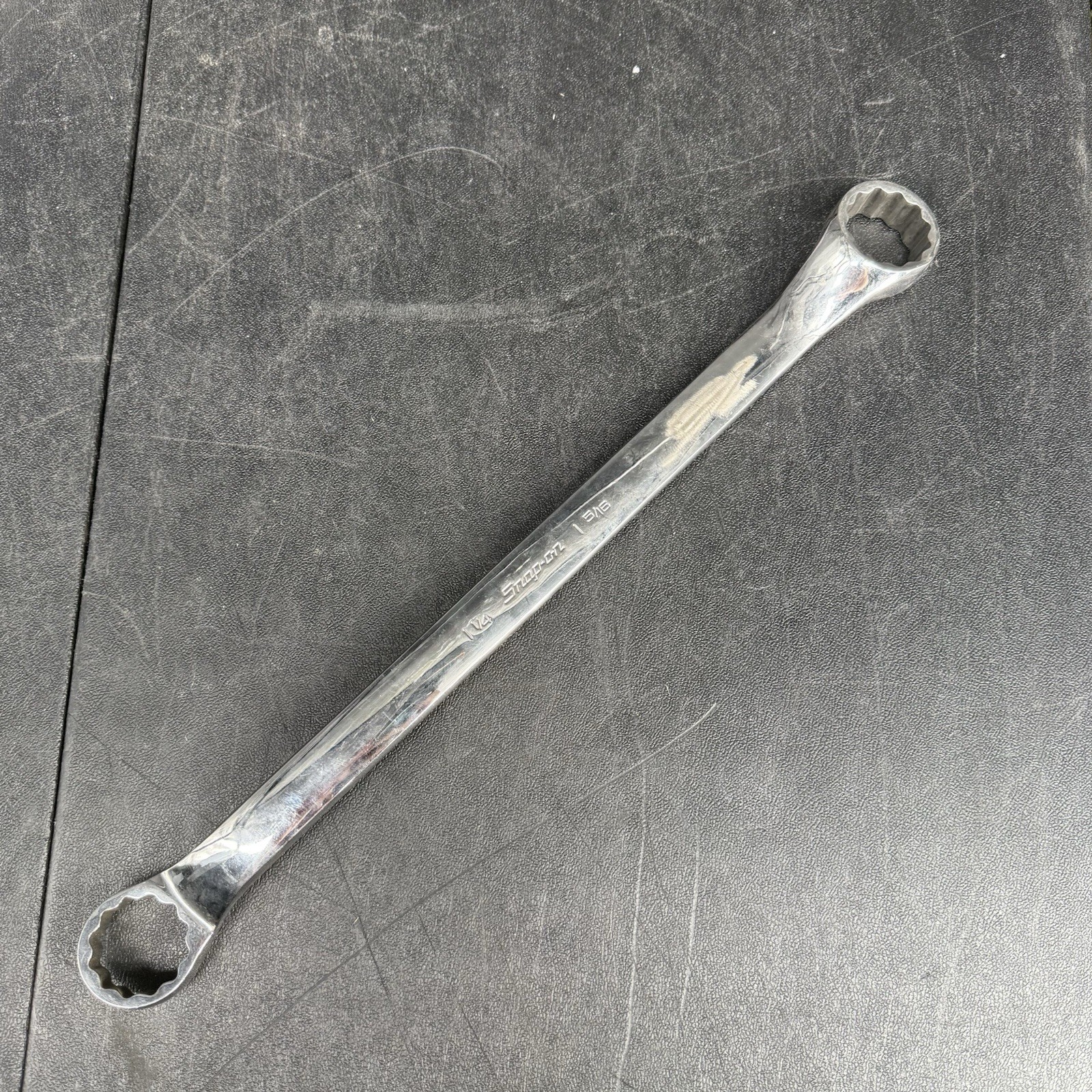 Snap On Tools XB4042A 1-1/4″ X 1-5/16″ 12 Point SAE 10* Offset Box End Wrench