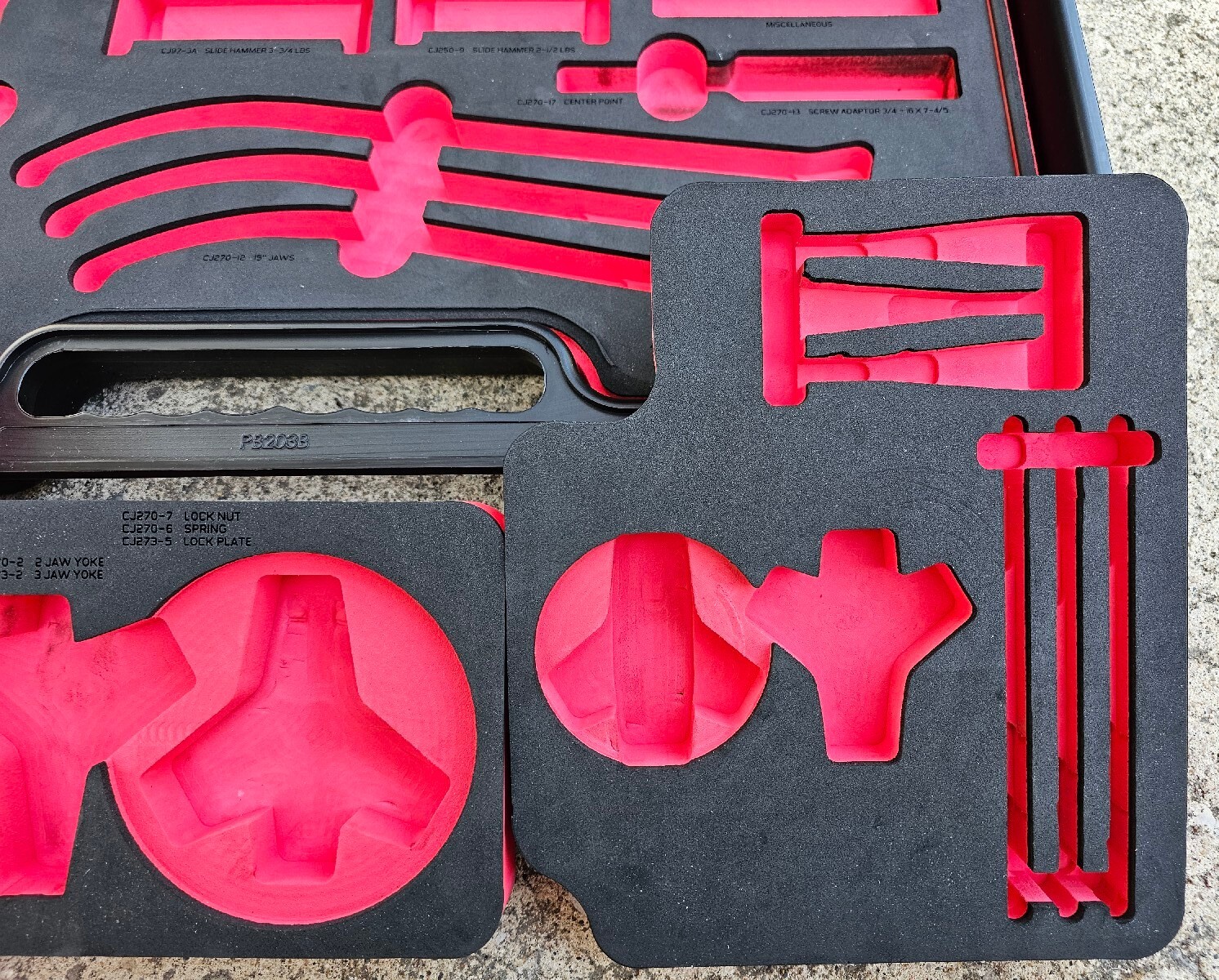 Snap-on CJ2500 Heavy-Duty Manual Master Puller Case & Empty Foam Trays PB203B