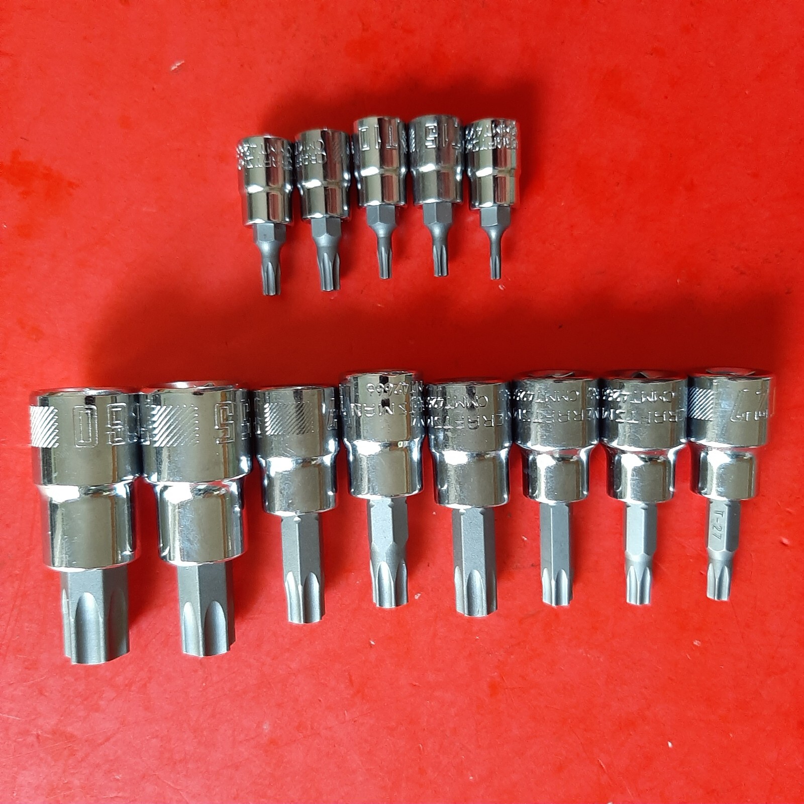 NEW CRAFTSMAN TOOLS 13 Piece 1/4 3/8 1/2 Drive Torx Bit Driver Socket Set T8-T60